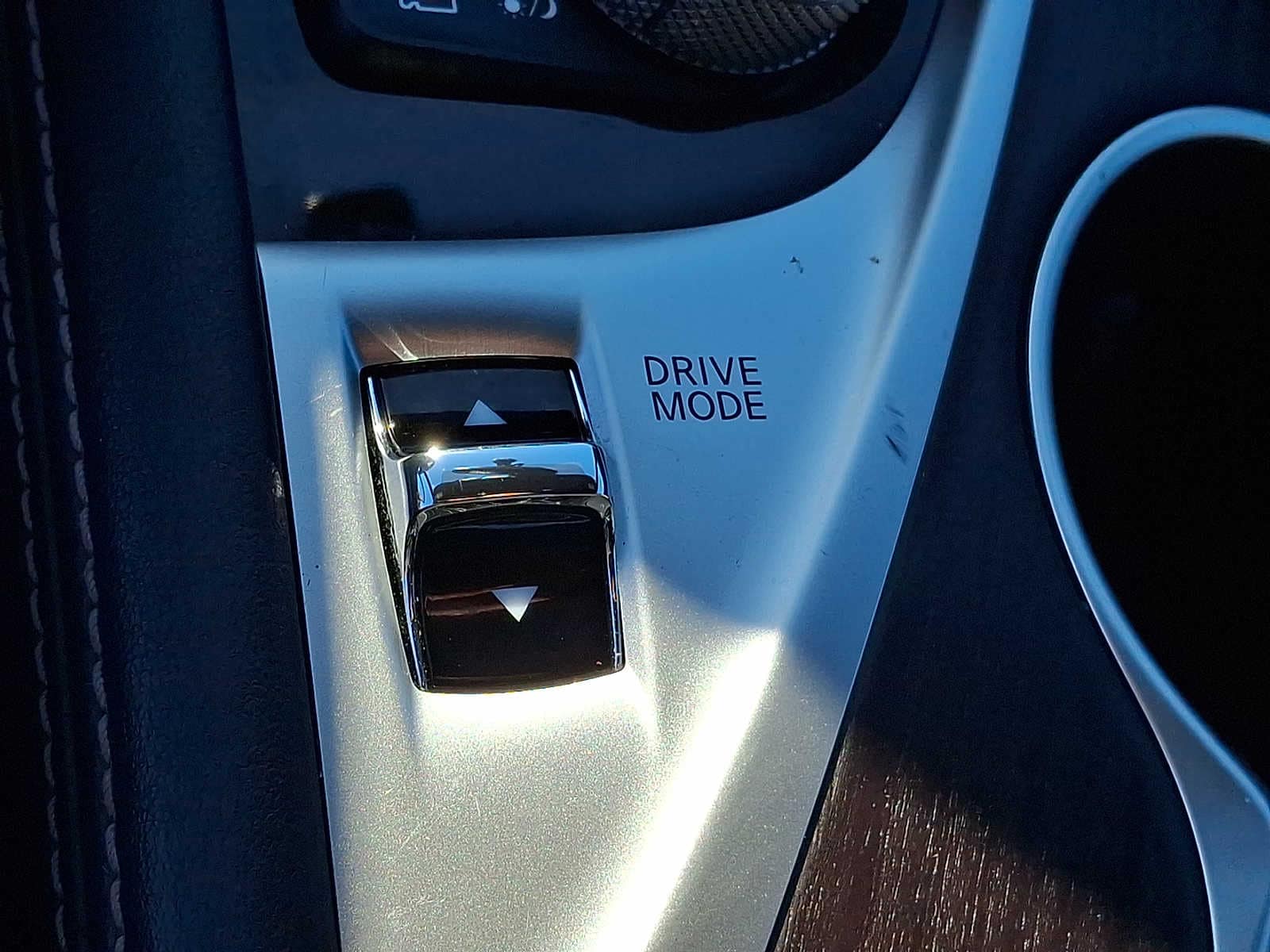 Thumbnail: 2022 INFINITI Q50 - 21