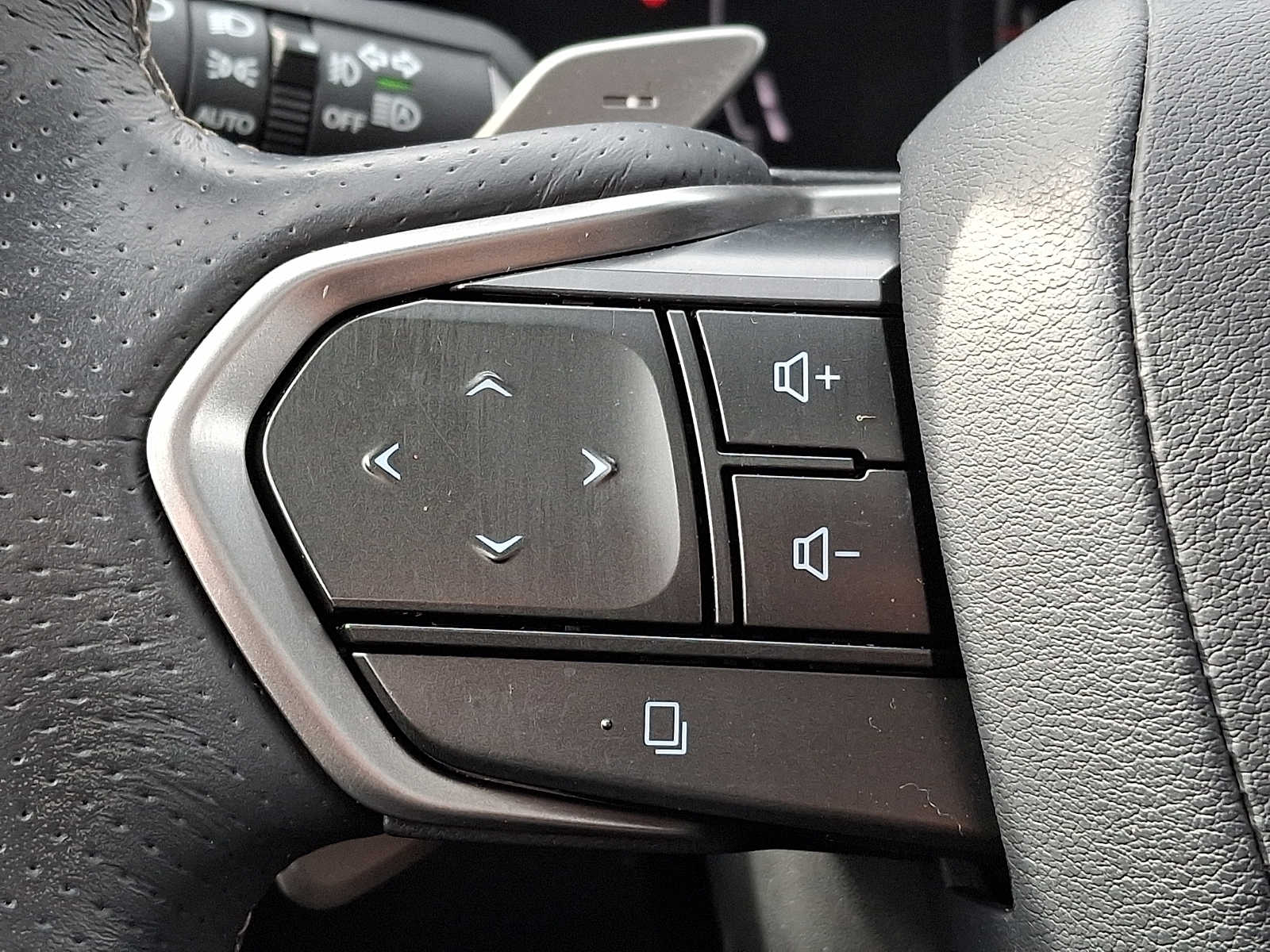 Thumbnail: 2023 Lexus RX - 15