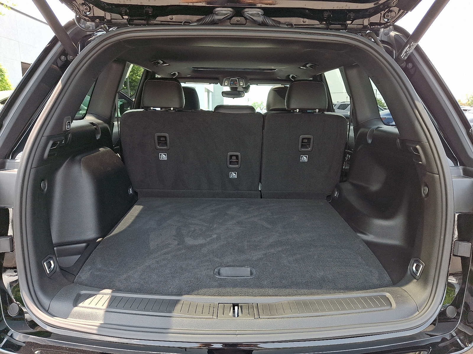 2023 Jeep Grand Cherokee Laredo 27