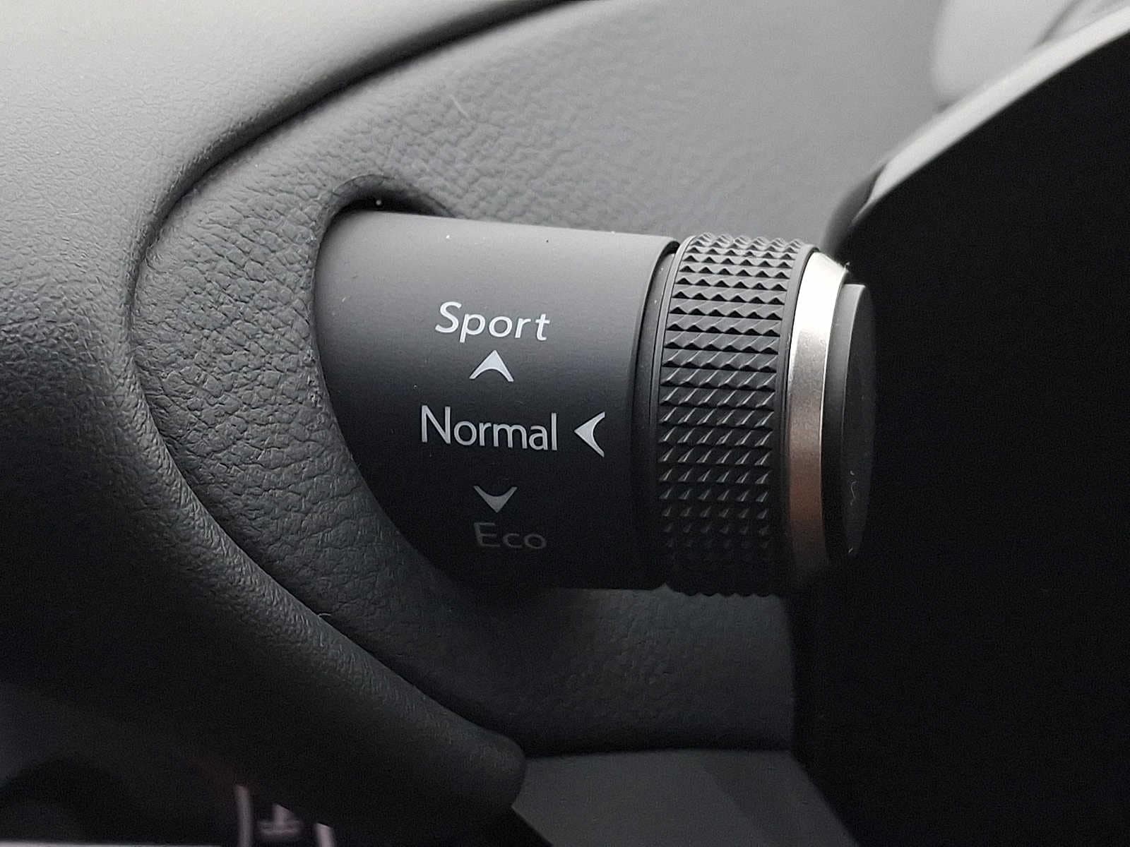 Thumbnail: 2024 Lexus ES - 25