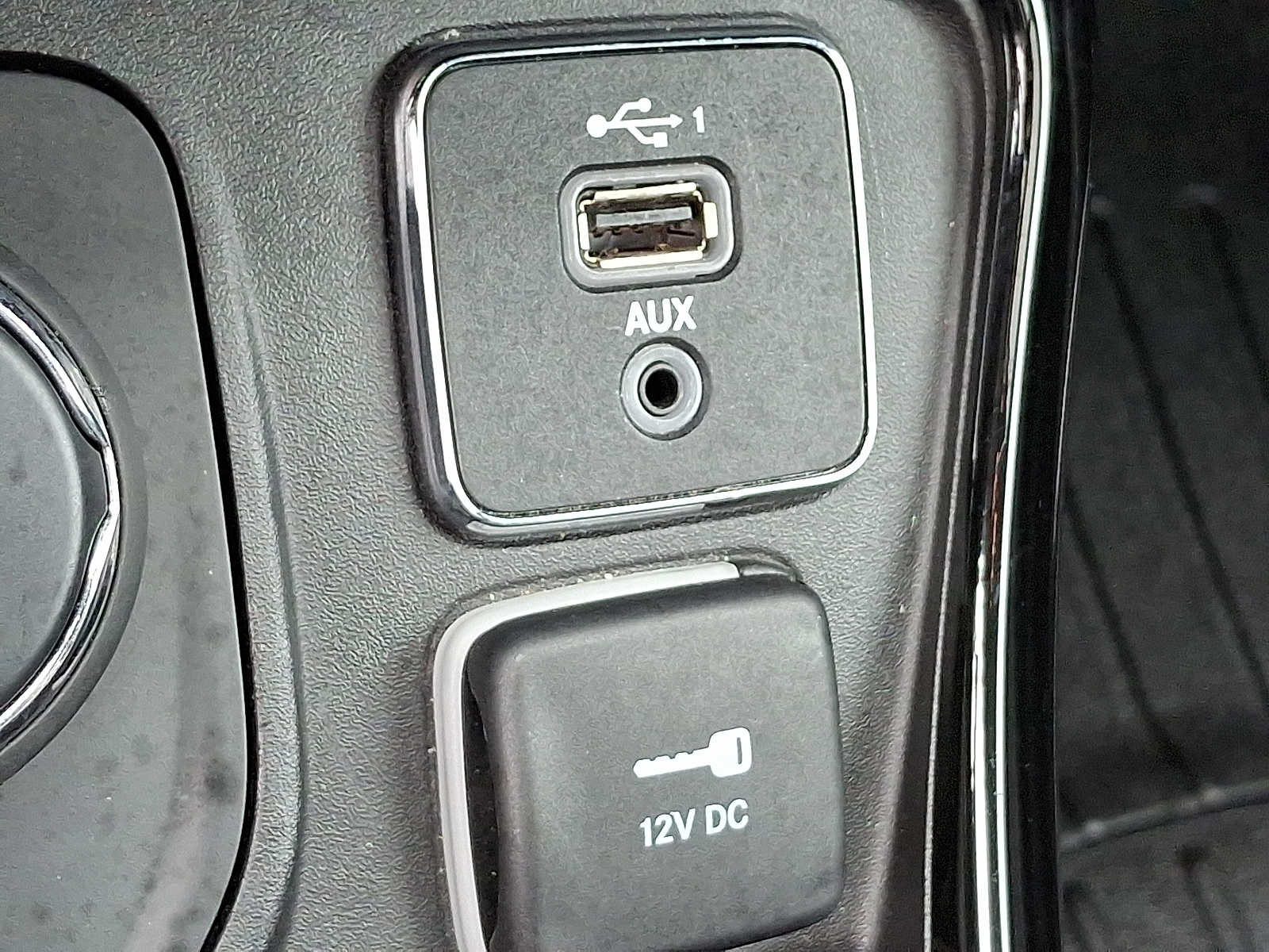 Thumbnail: 2019 Jeep Compass - 20