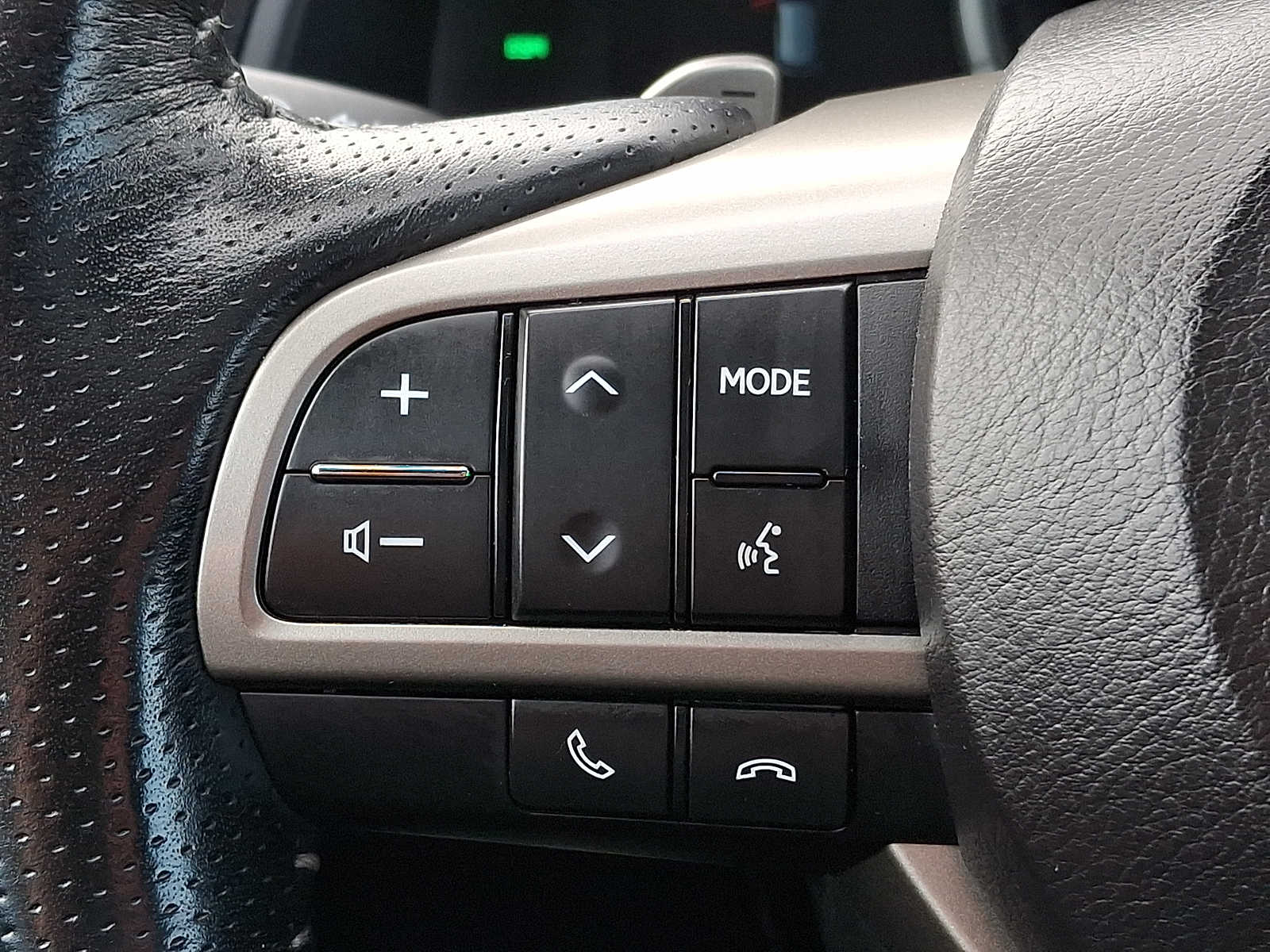 Thumbnail: 2021 Lexus RX - 18