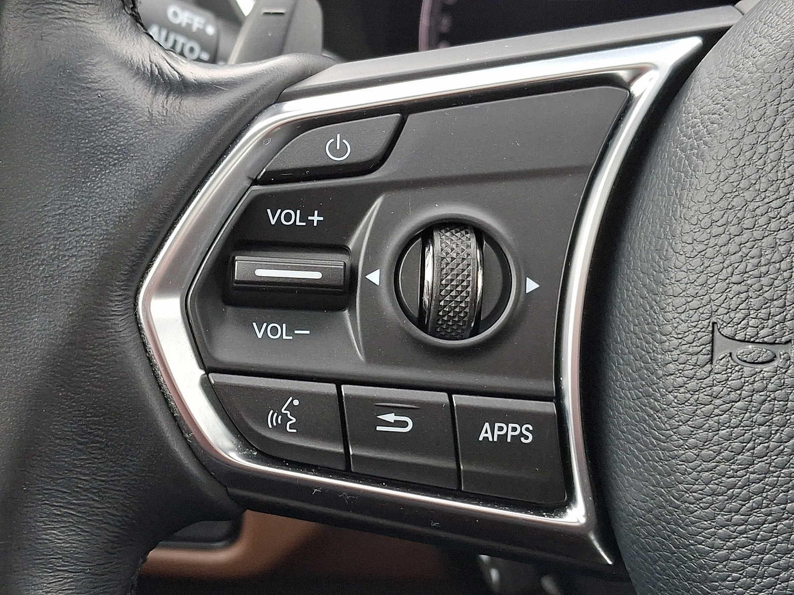 Thumbnail: 2023 Acura MDX - 18