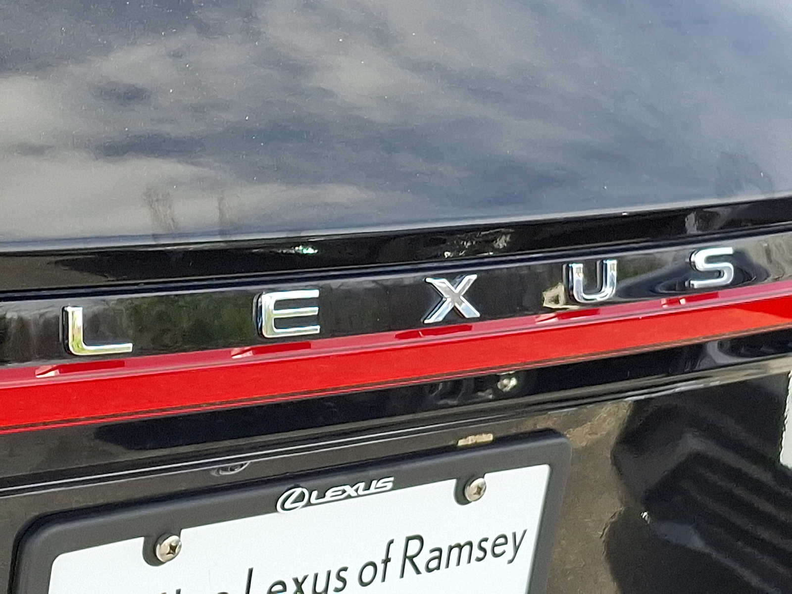 Thumbnail: 2023 Lexus RX - 26