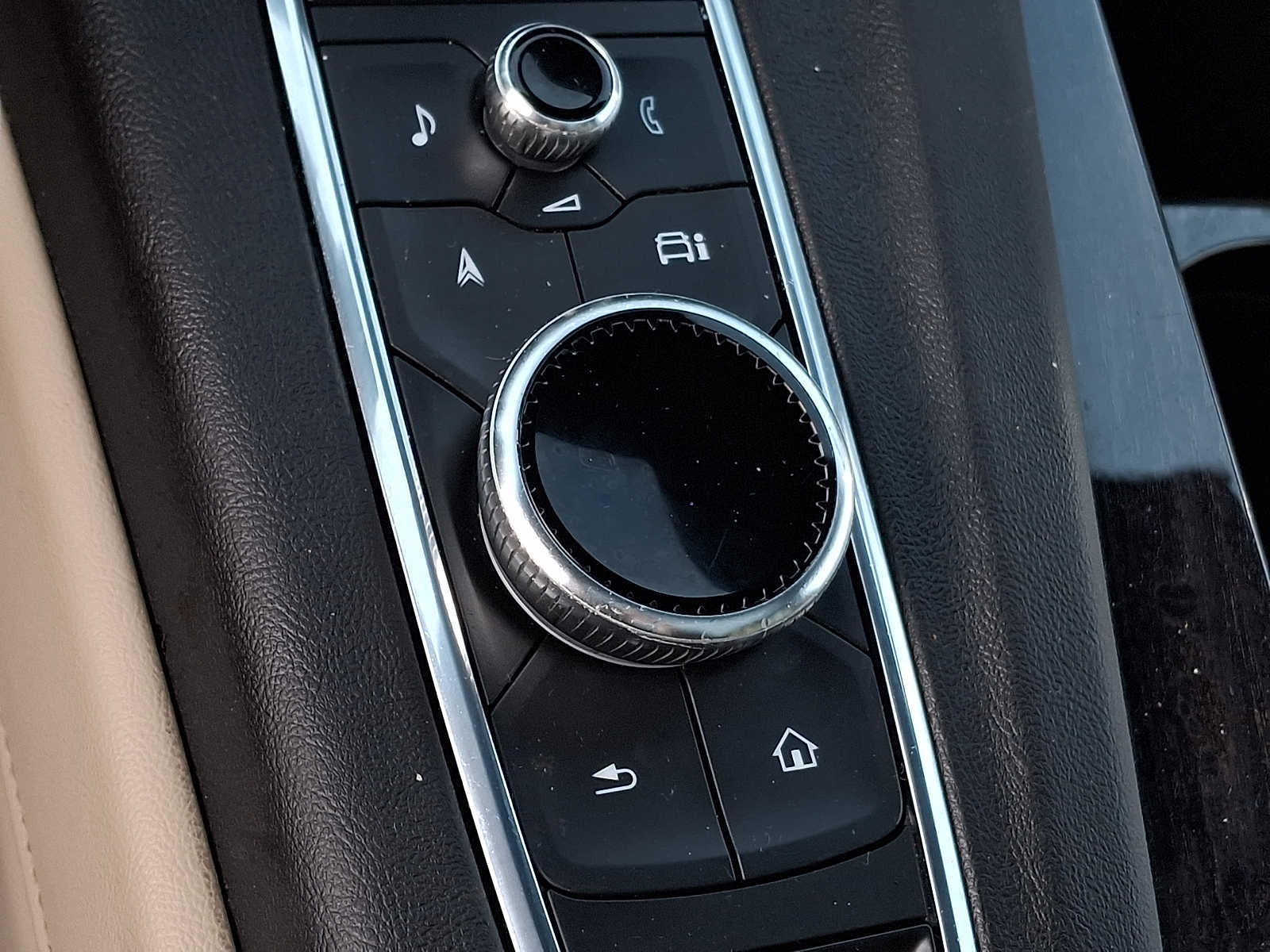 Thumbnail: 2022 Cadillac Escalade - 19