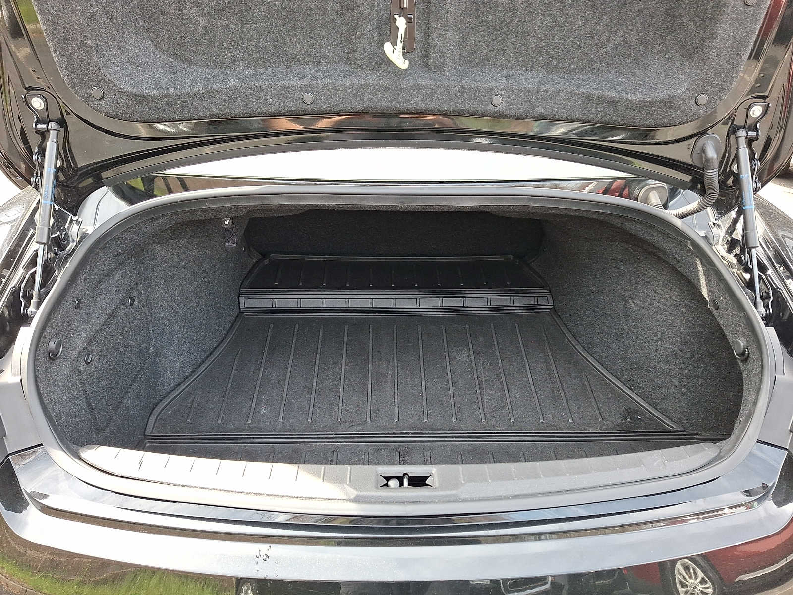 Thumbnail: 2018 INFINITI  - 27