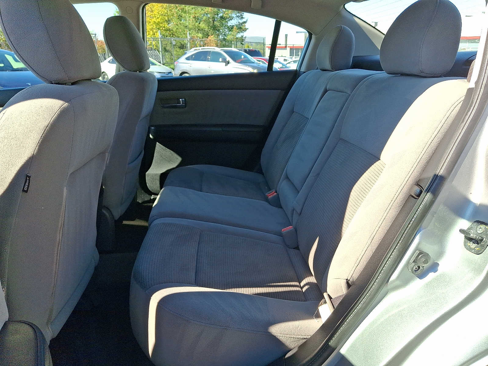 Thumbnail: 2012 Nissan Sentra - 10