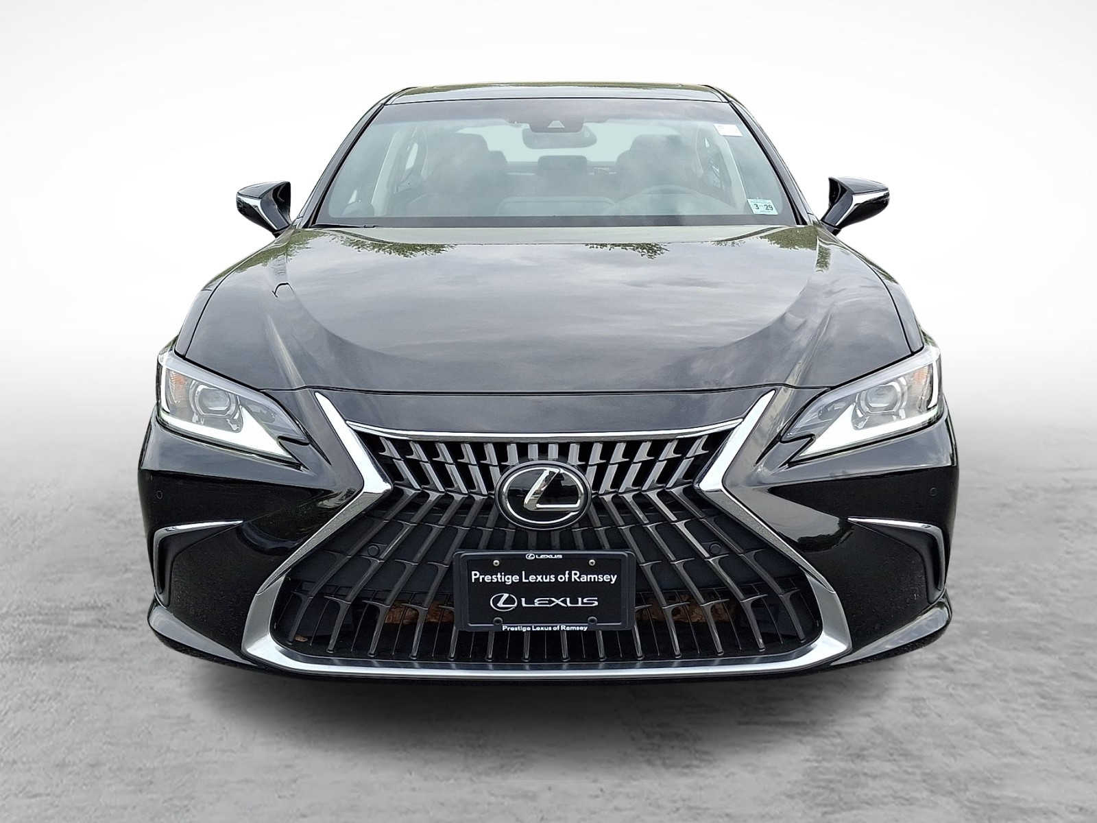 Thumbnail: 2024 Lexus ES - 2
