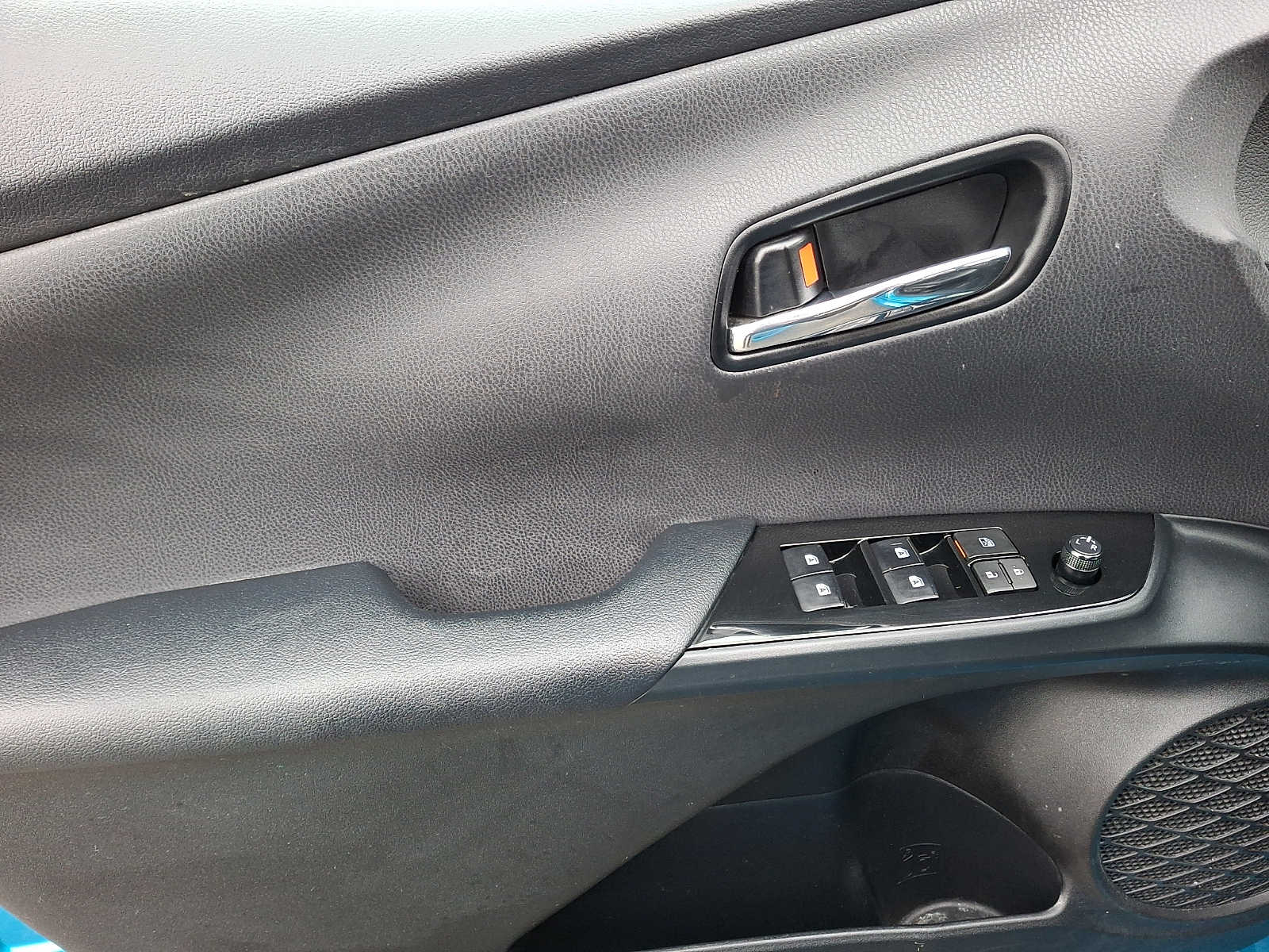 Thumbnail: 2017 Toyota Prius Prime - 9