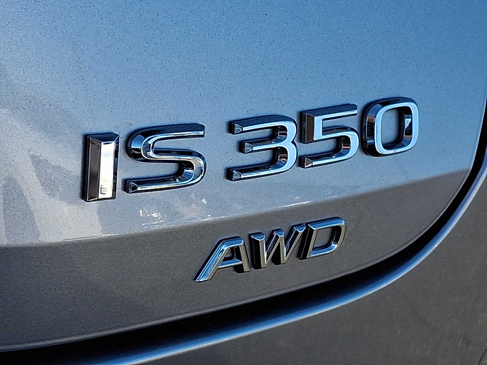Thumbnail: 2022 Lexus IS - 27