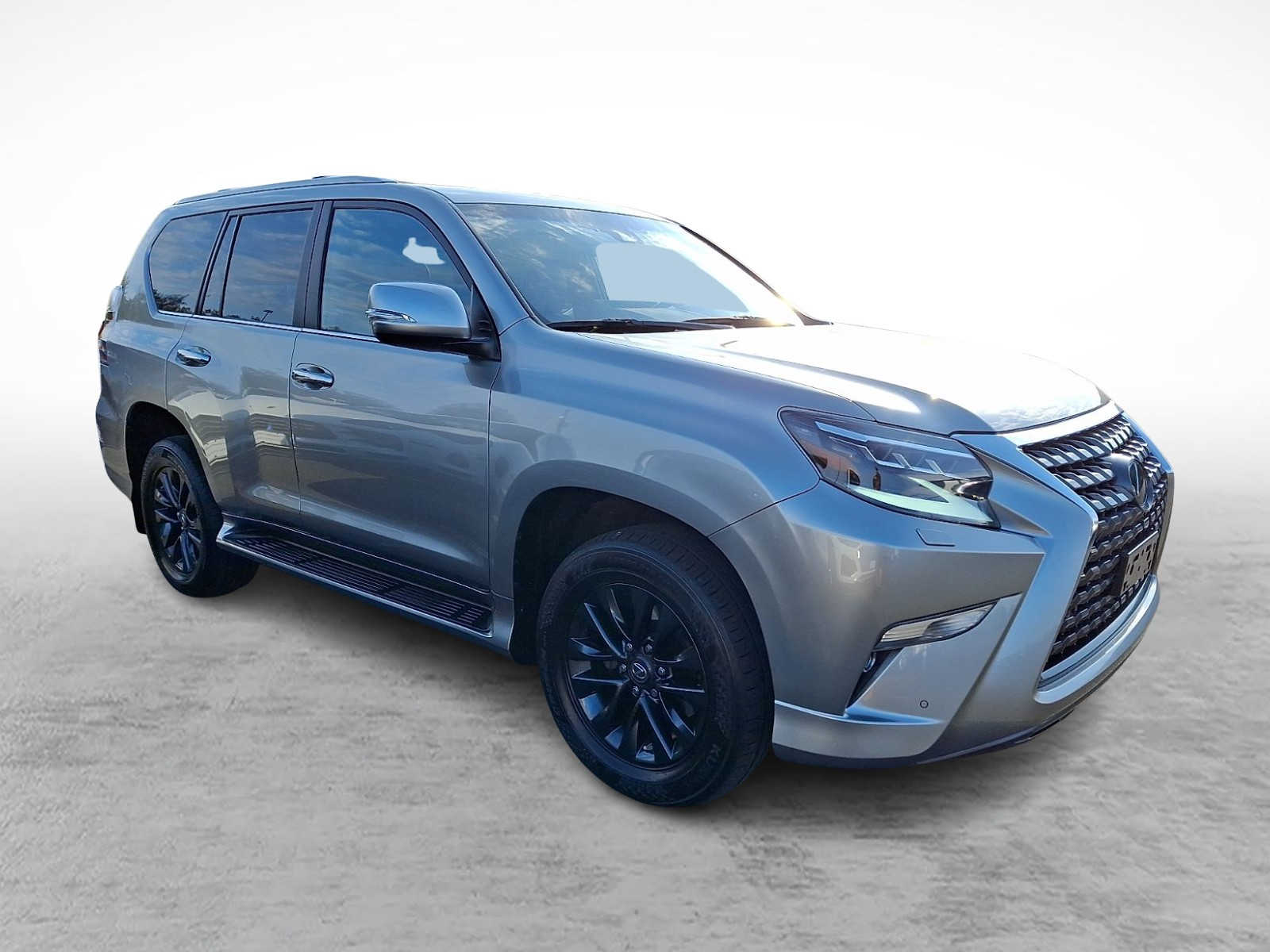 Thumbnail: 2023 Lexus GX - 3