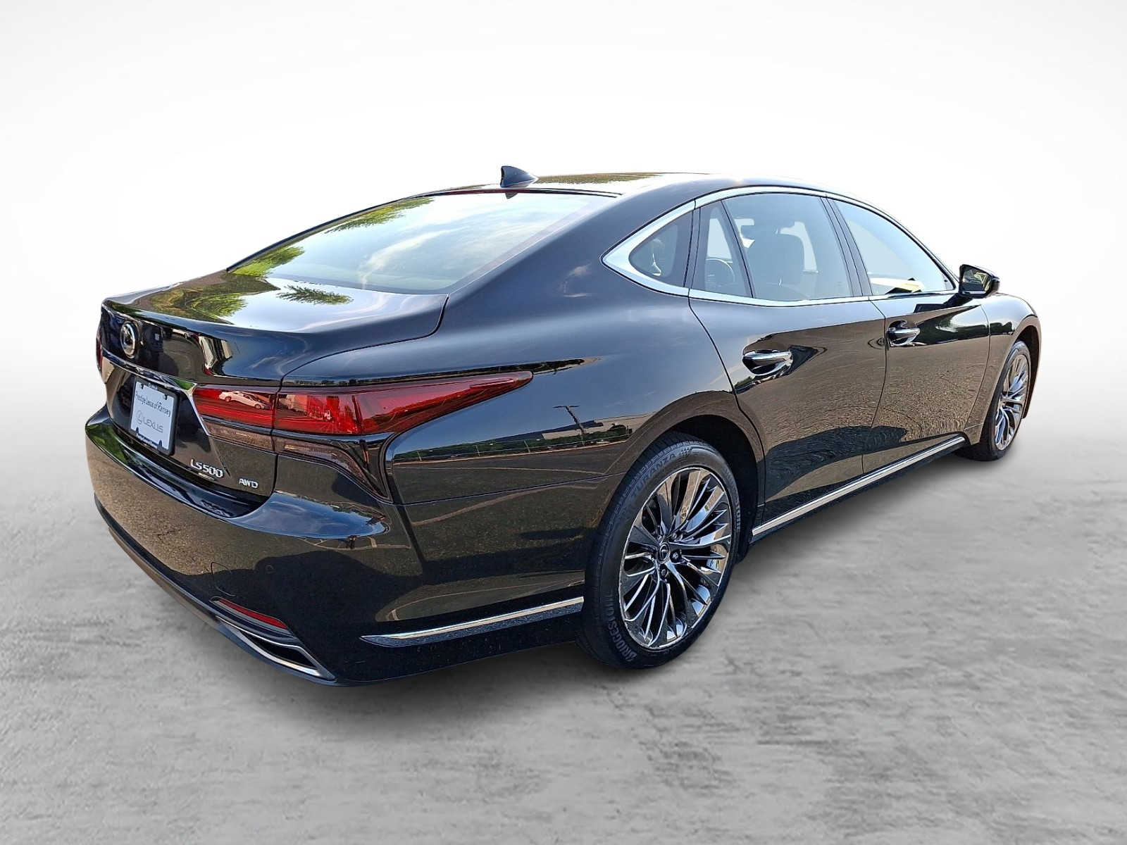 Thumbnail: 2023 Lexus LS - 3