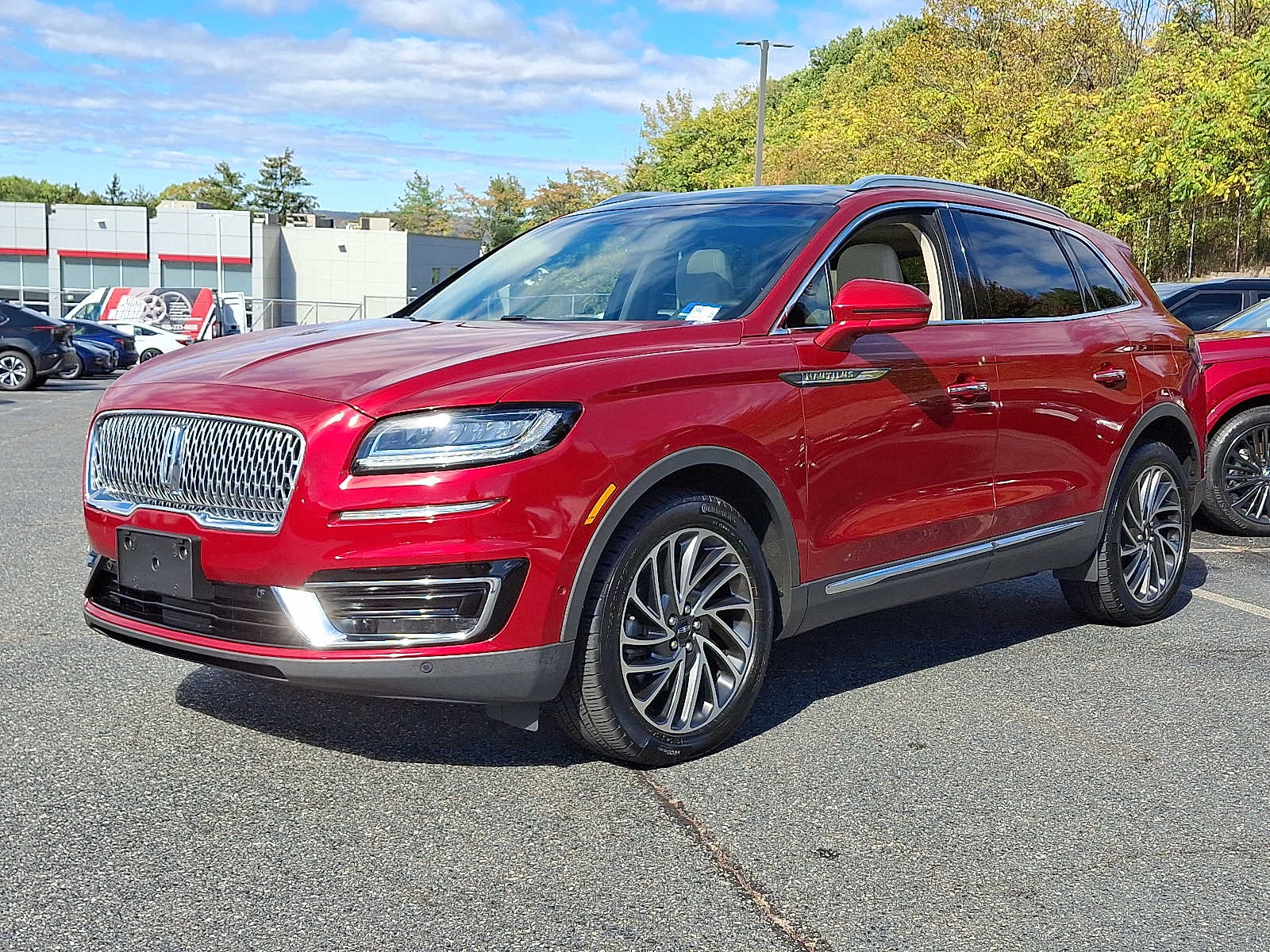 Thumbnail: 2020 Lincoln Nautilus - 1