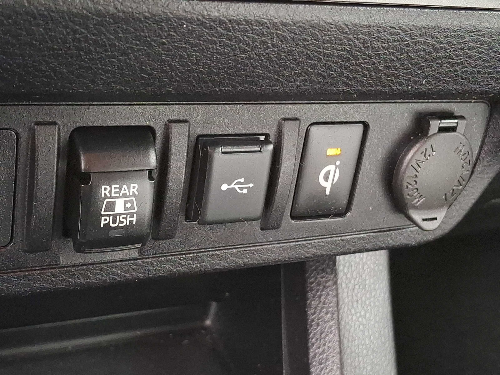 Thumbnail: 2021 Toyota Tacoma - 22