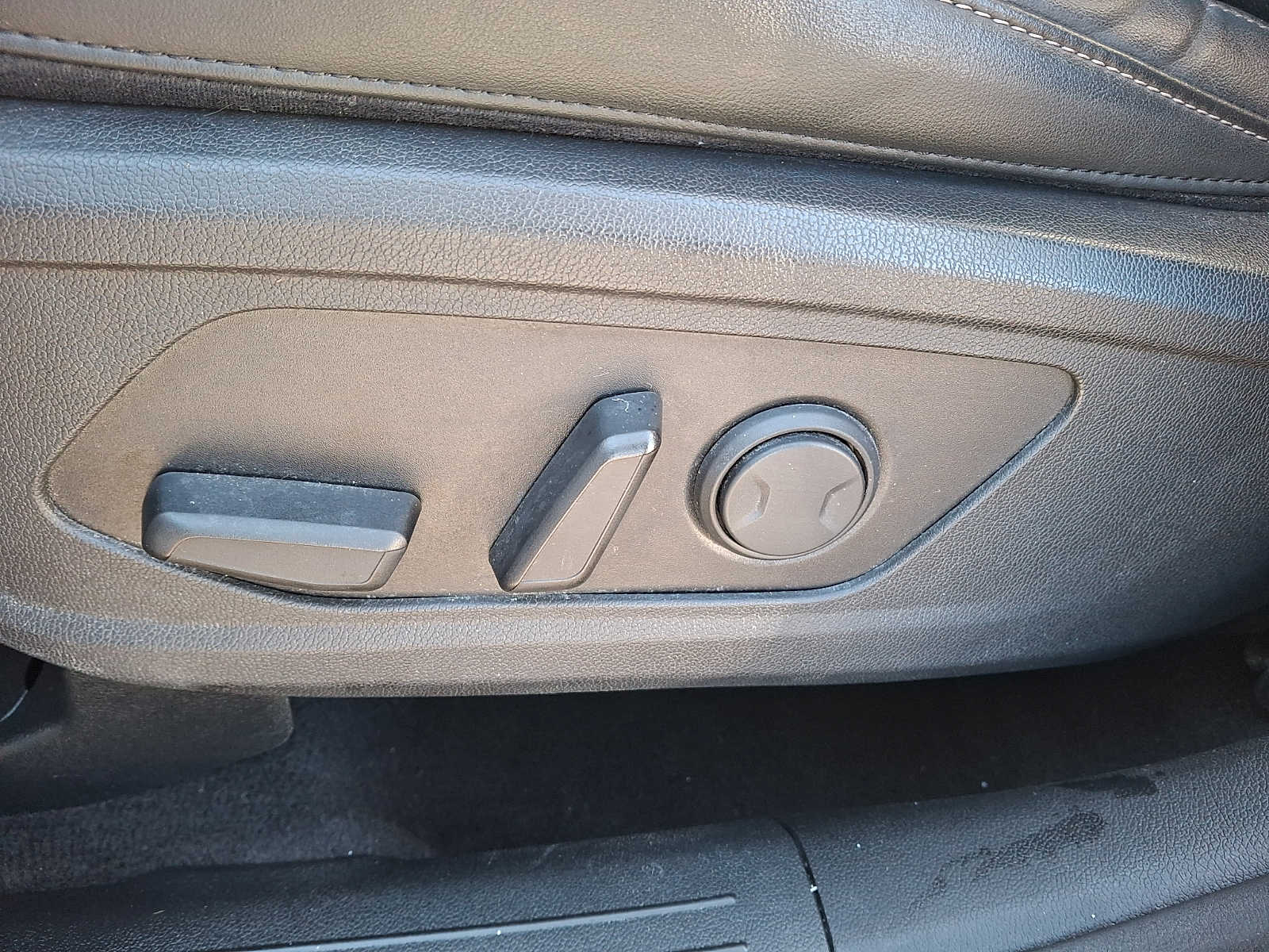 Thumbnail: 2021 Kia Sorento - 9