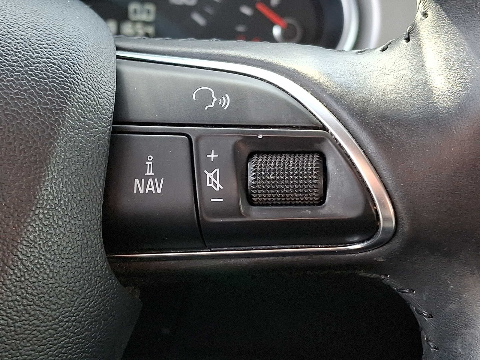 Thumbnail: 2012 Audi Q7 - 19