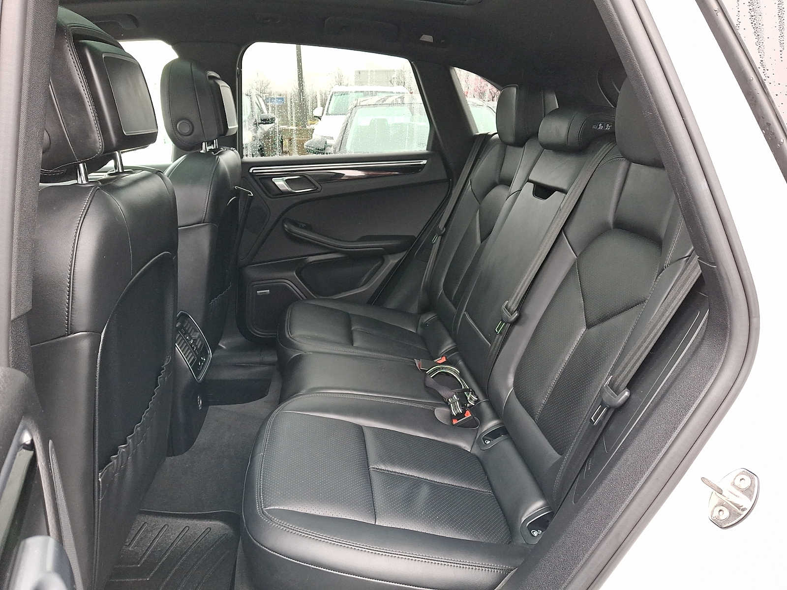 Thumbnail: 2019 Porsche Macan - 8