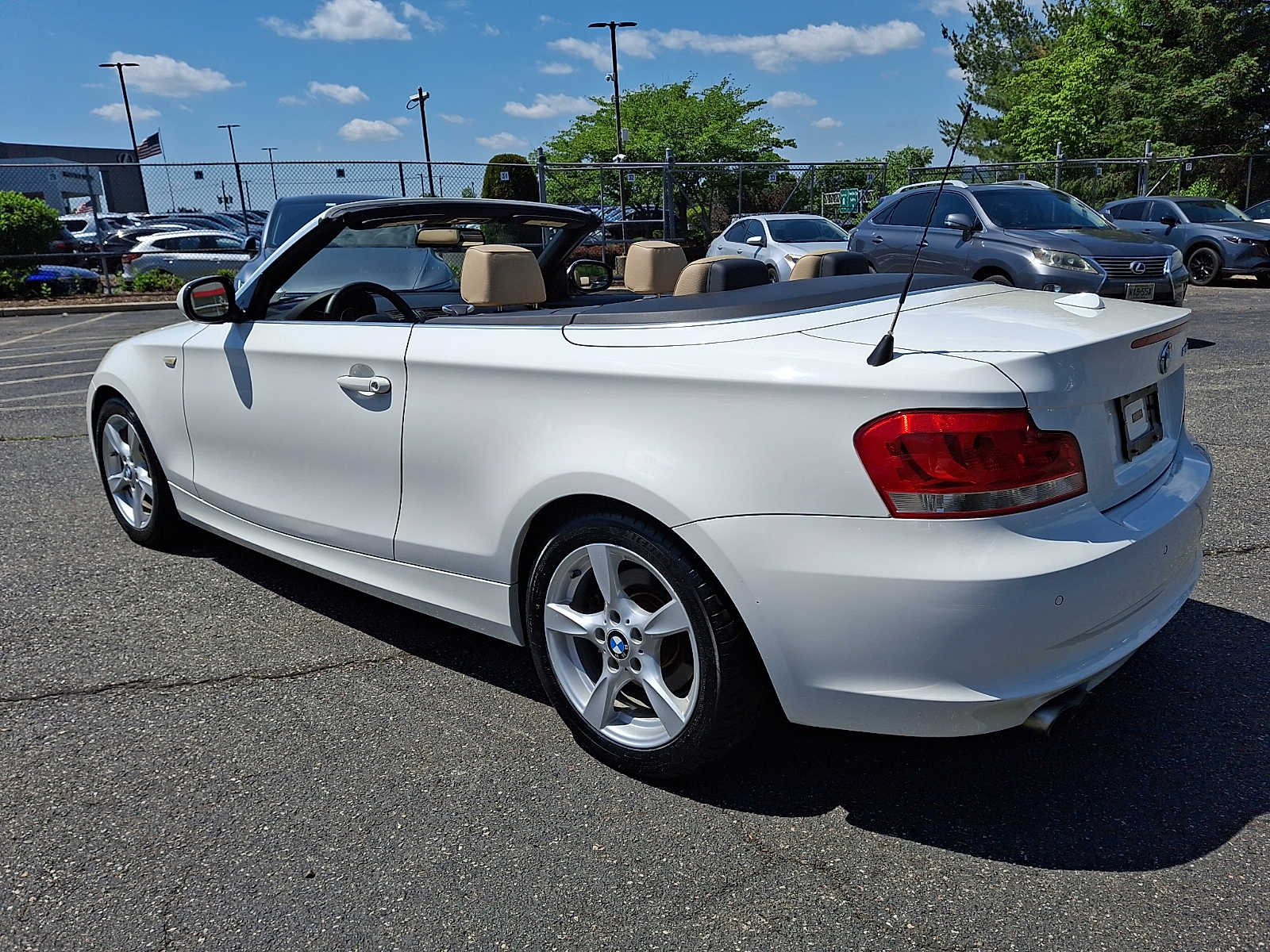 Thumbnail: 2012 BMW 1 Series - 7