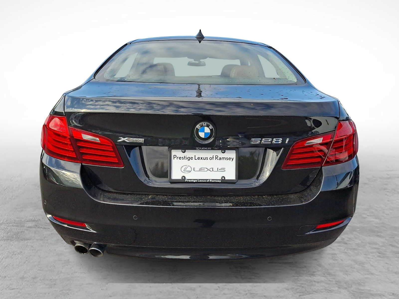 Thumbnail: 2015 BMW 5 Series - 5
