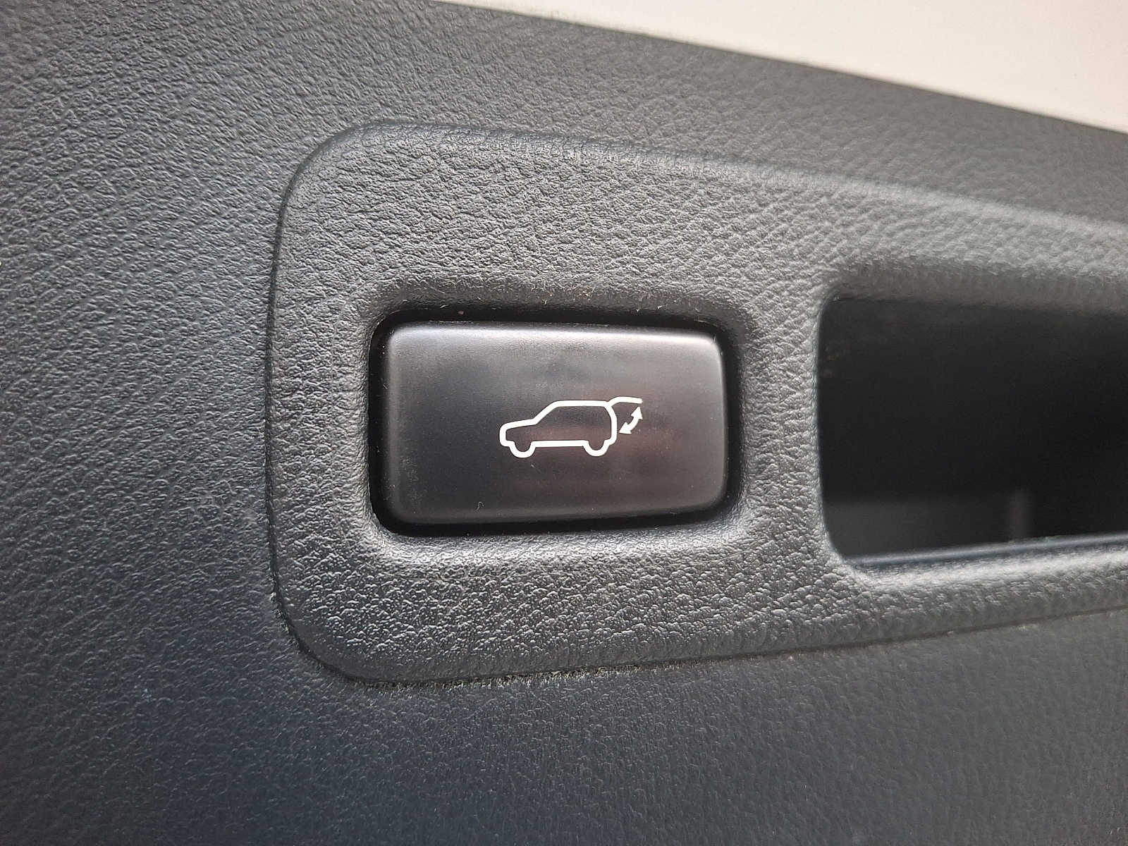 Thumbnail: 2017 Lexus NX - 24