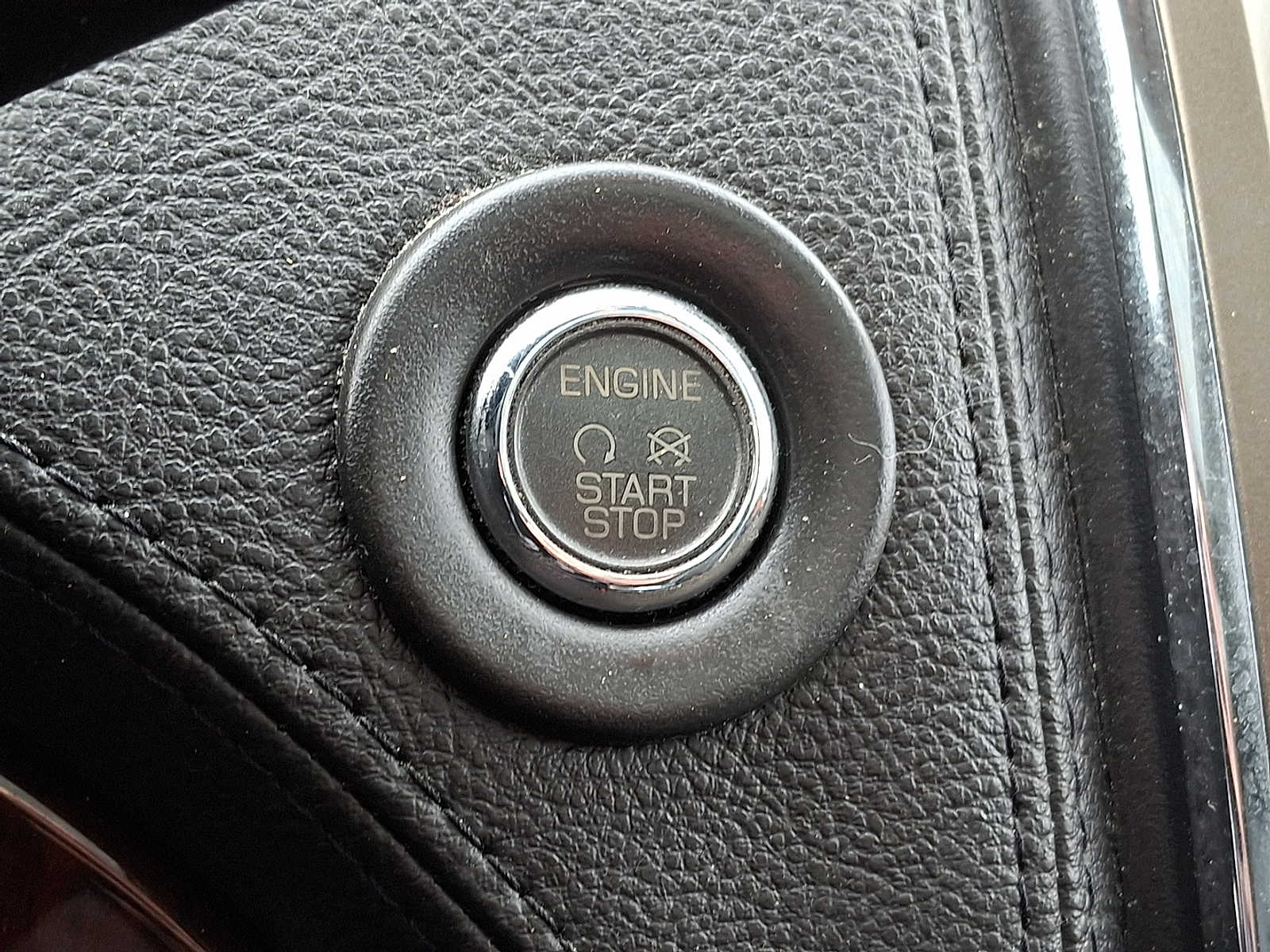 Thumbnail: 2015 Lincoln MKX - 21