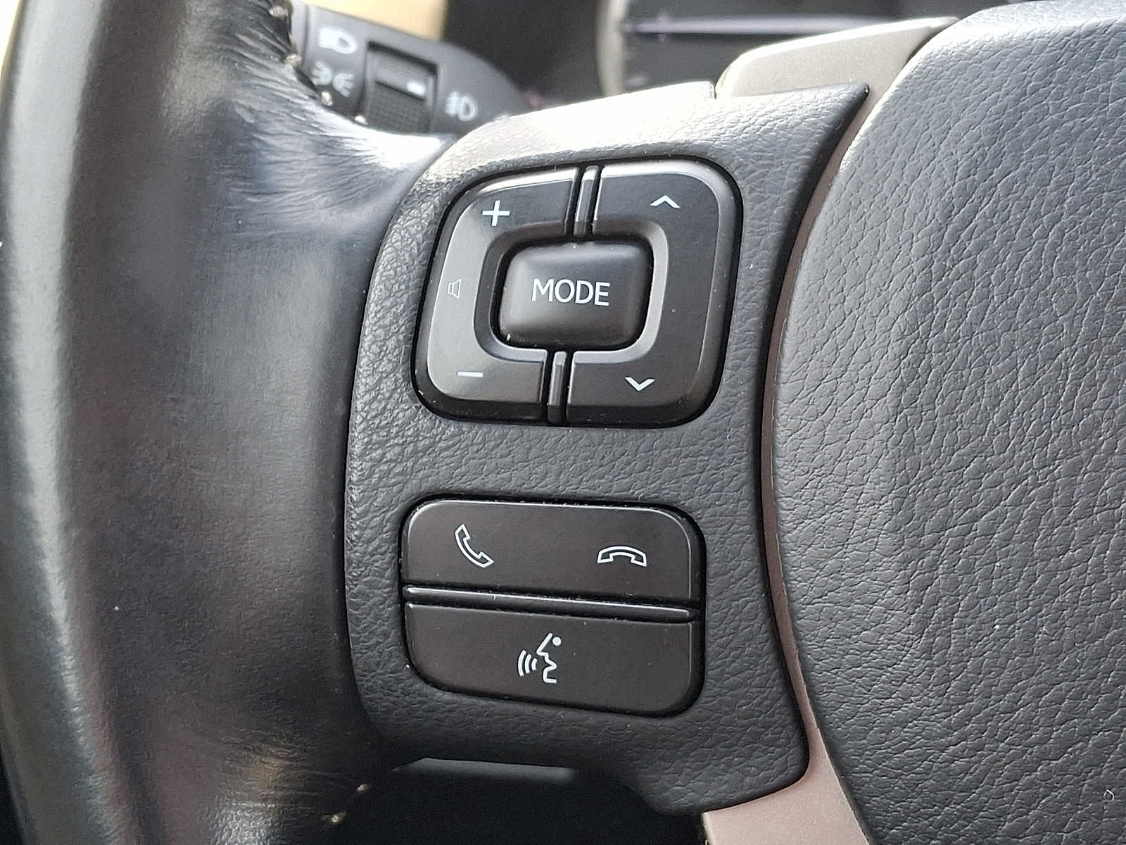 Thumbnail: 2017 Lexus NX - 18