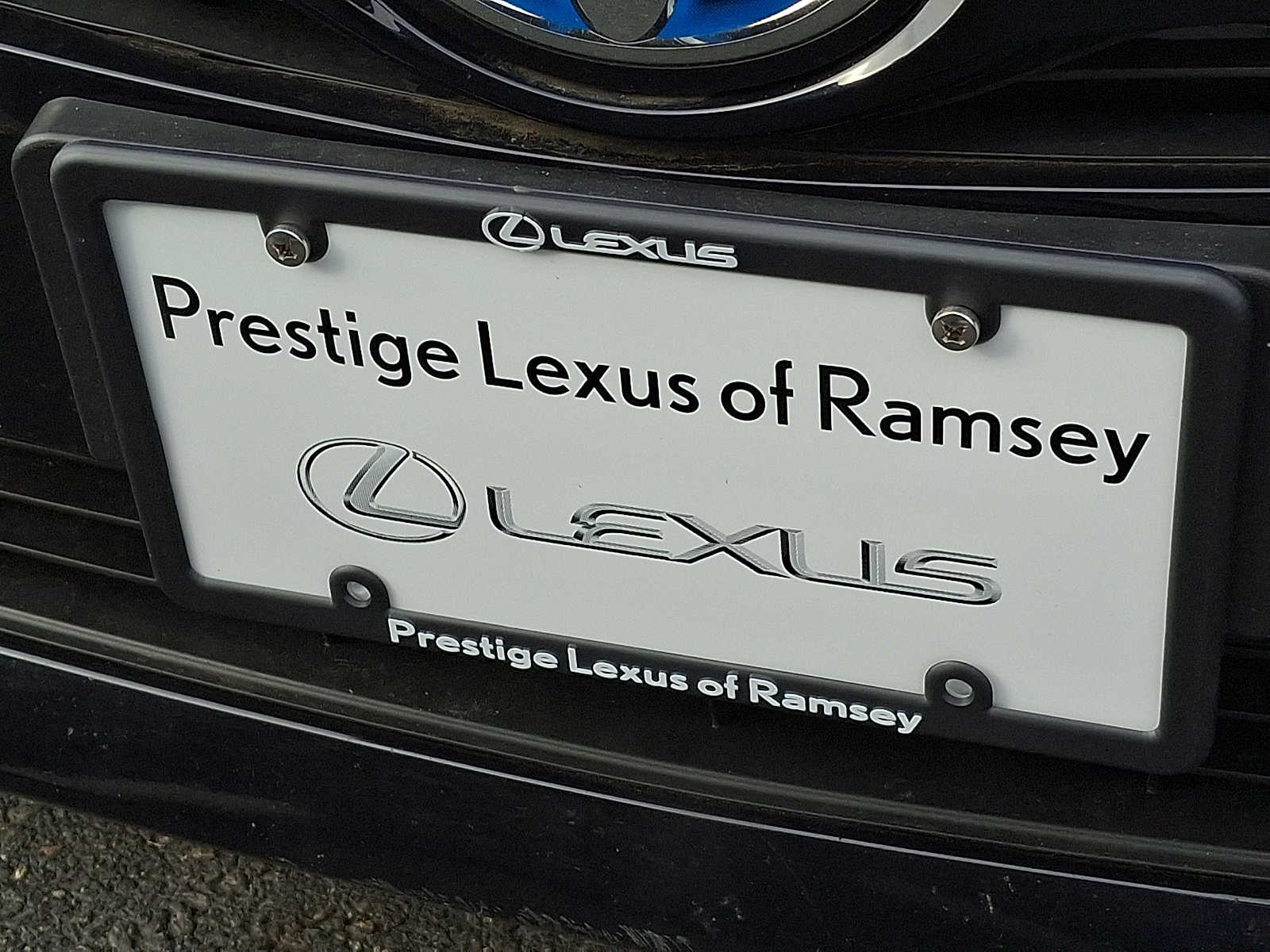 Thumbnail: 2023 Lexus GX - 30