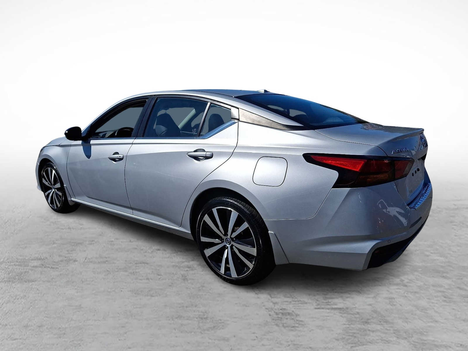 Thumbnail: 2020 Nissan Altima - 6