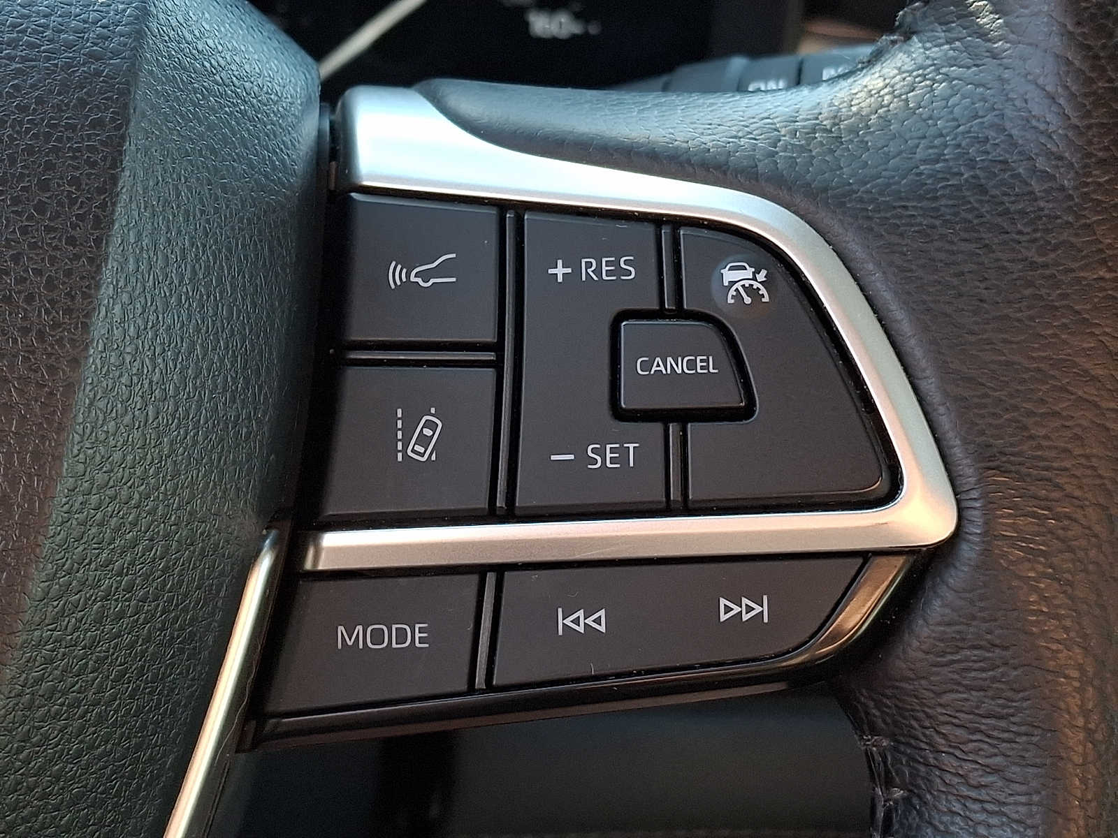 Thumbnail: 2024 Toyota Sienna - 19