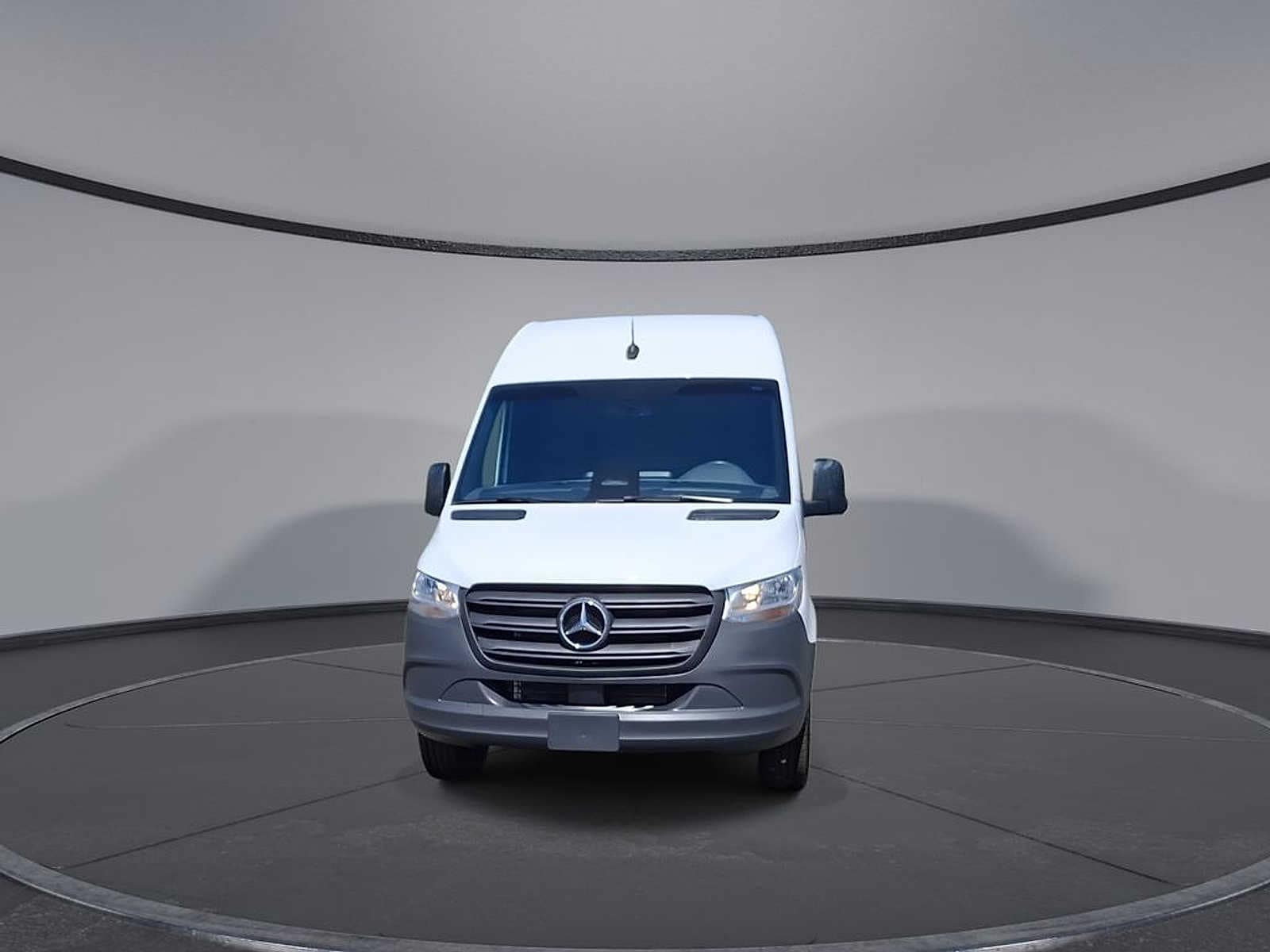 Thumbnail: 2025 Mercedes-Benz Sprinter - 3