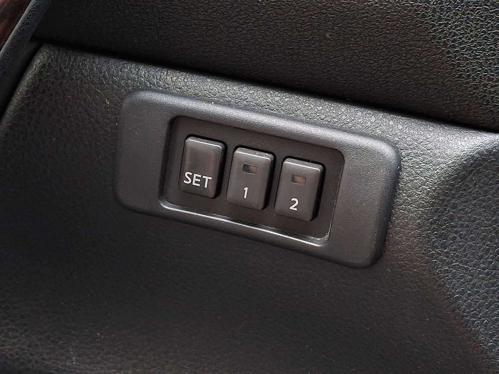 Thumbnail: 2010 Nissan Maxima - 24