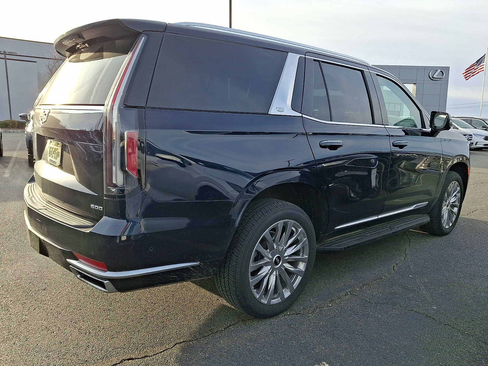 Thumbnail: 2022 Cadillac Escalade - 4