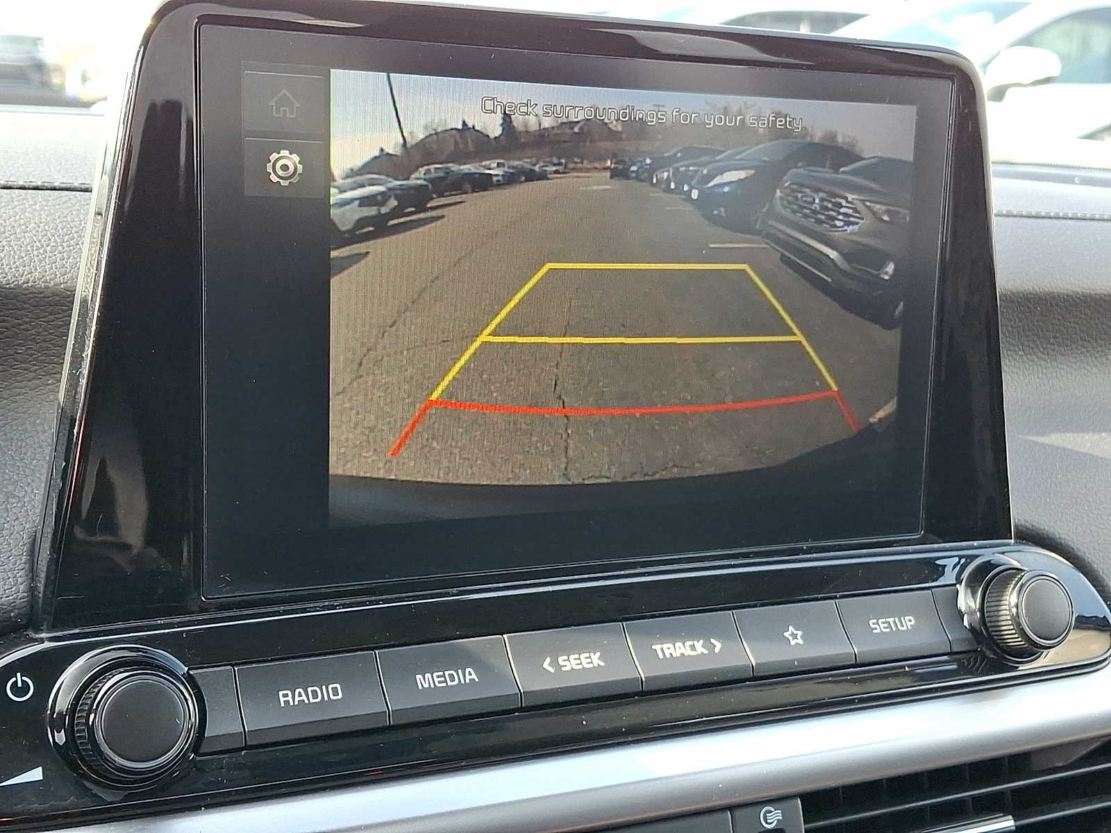 Thumbnail: 2023 Kia Forte - 17