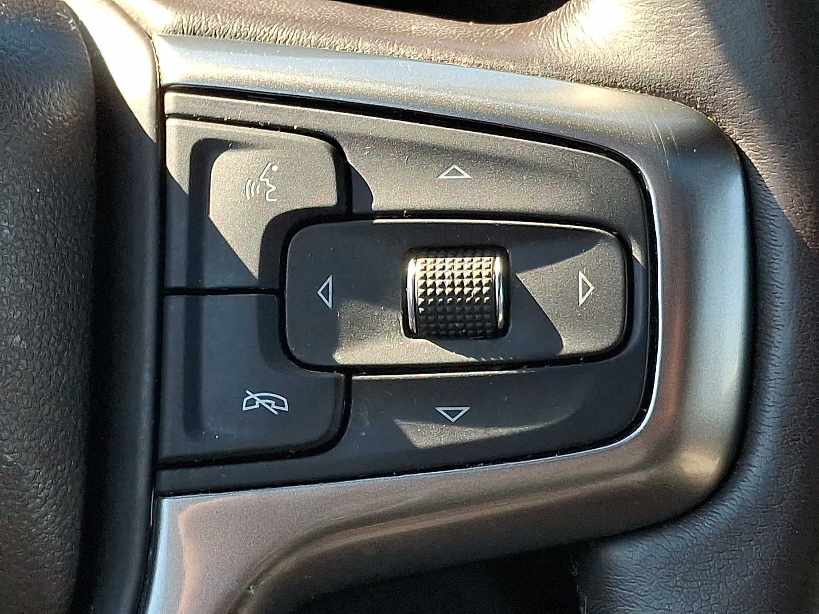 Thumbnail: 2021 Chevrolet Silverado 1500 - 19