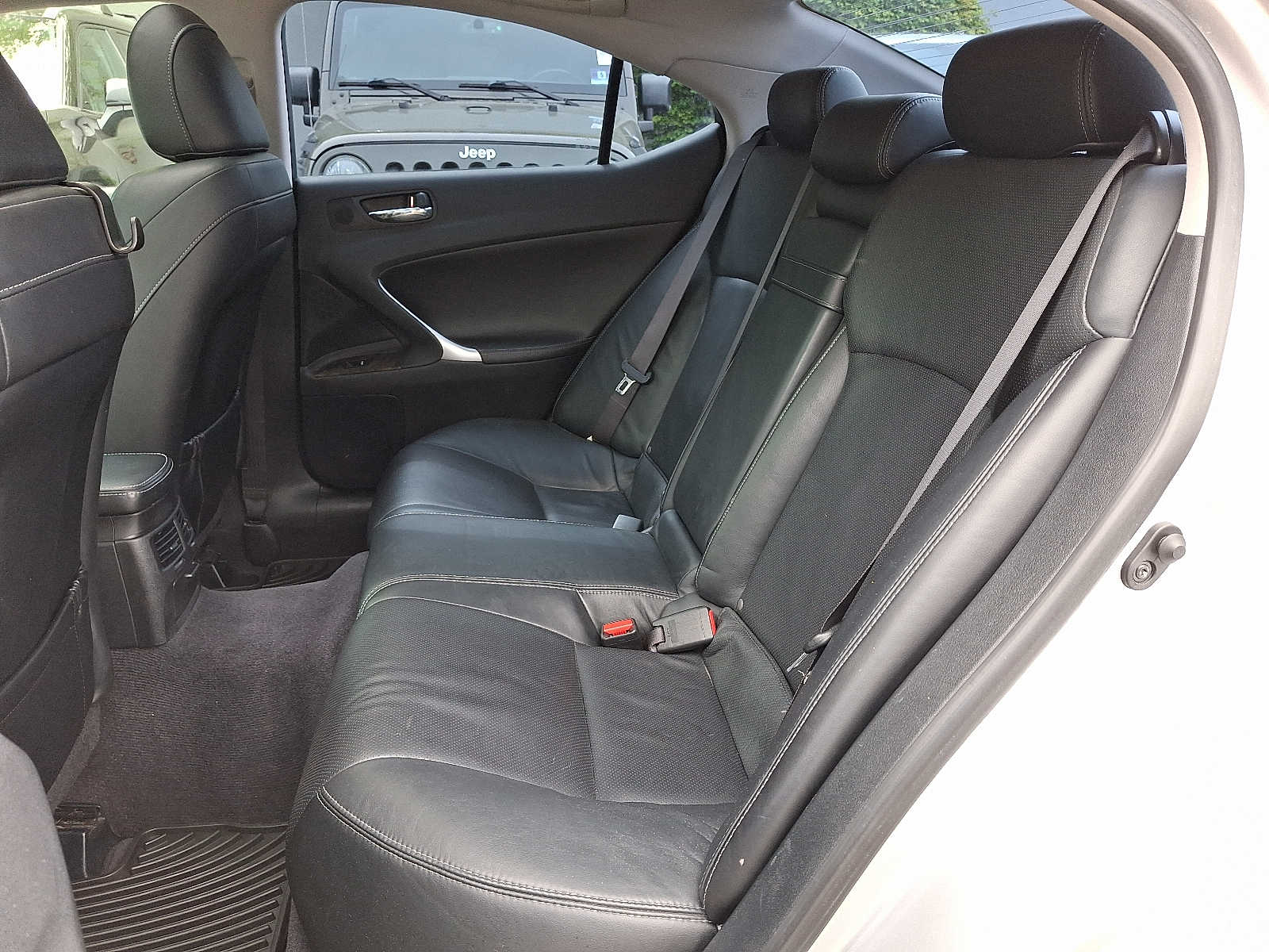 Thumbnail: 2009 Lexus IS - 8