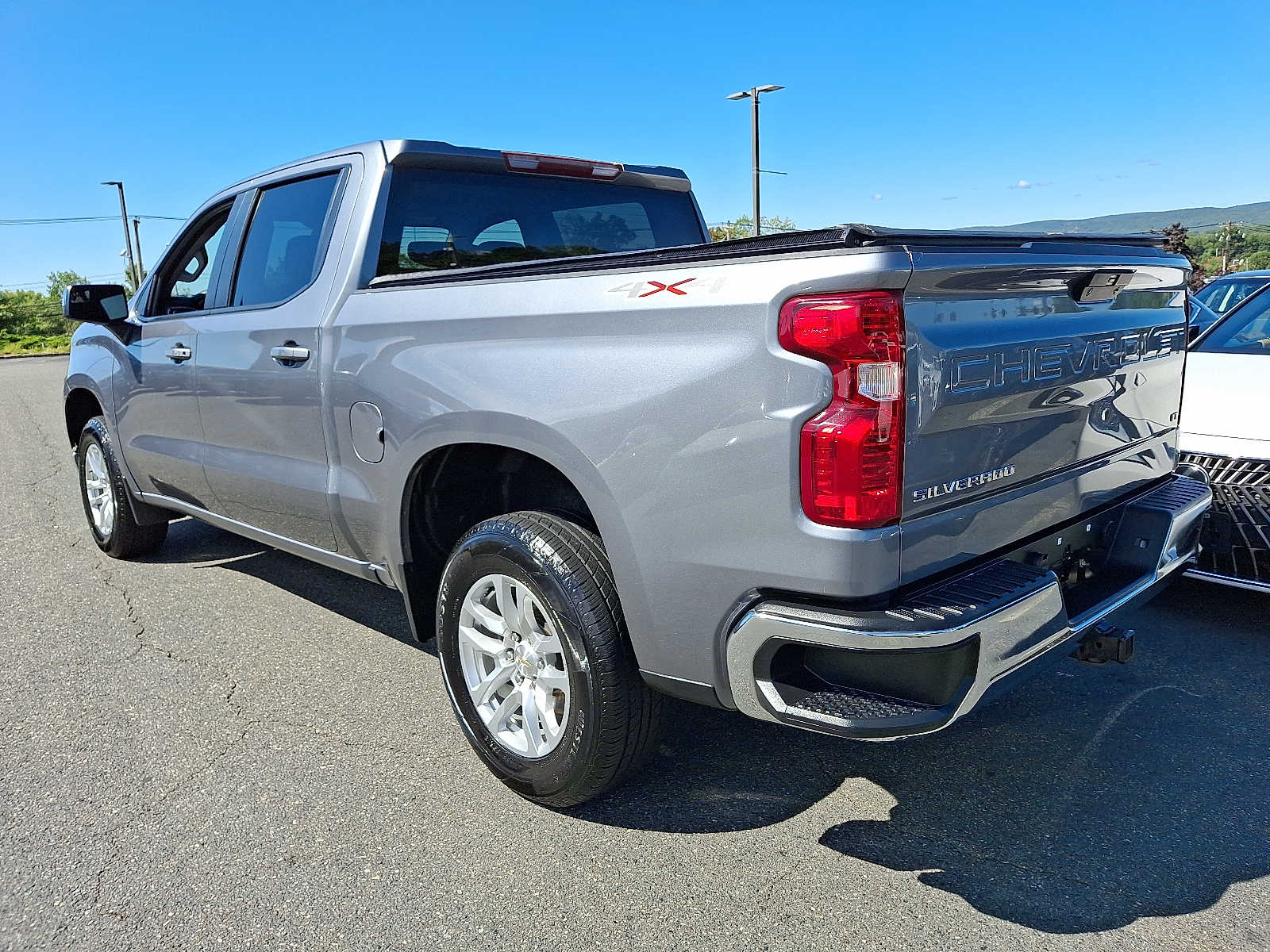 Thumbnail: 2021 Chevrolet Silverado 1500 - 5