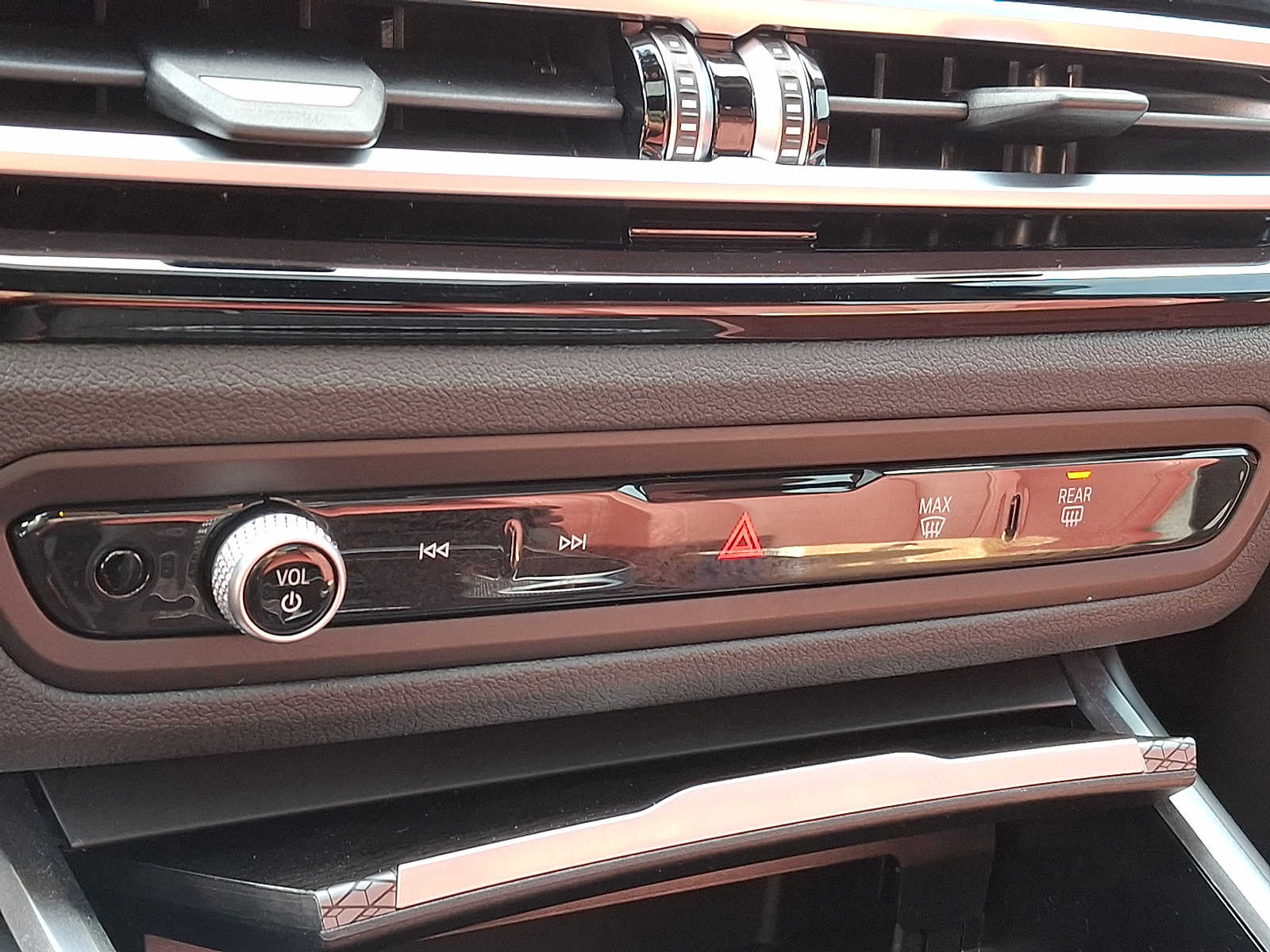 Thumbnail: 2023 BMW 3 Series - 14