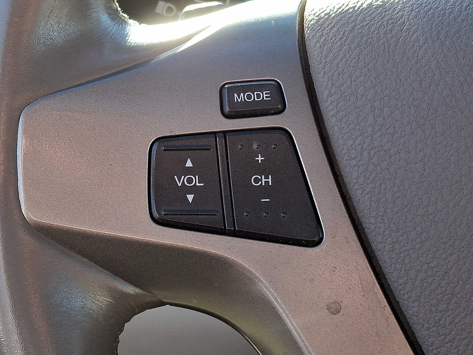 Thumbnail: 2010 Acura MDX - 21