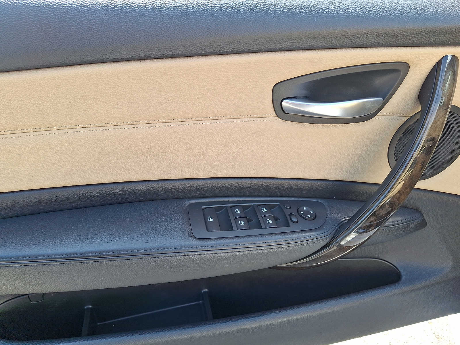 Thumbnail: 2012 BMW 1 Series - 11