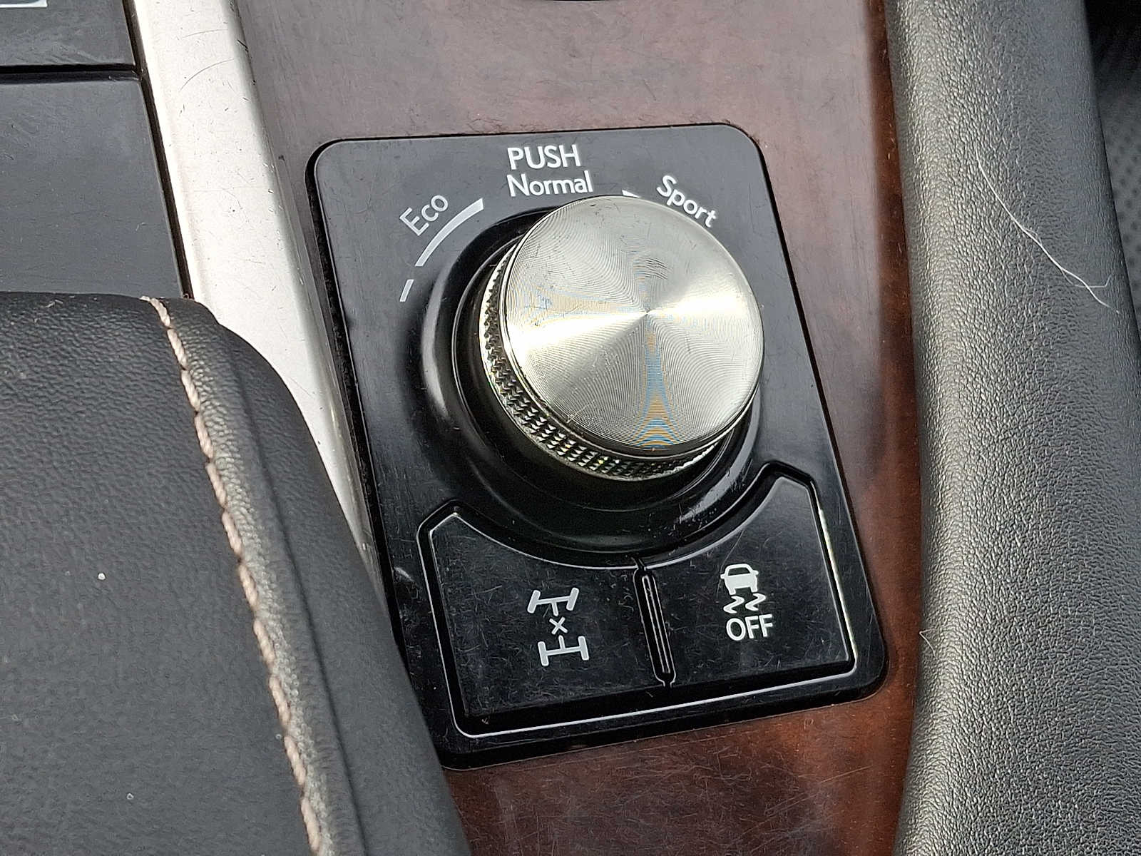 Thumbnail: 2020 Lexus RX - 22