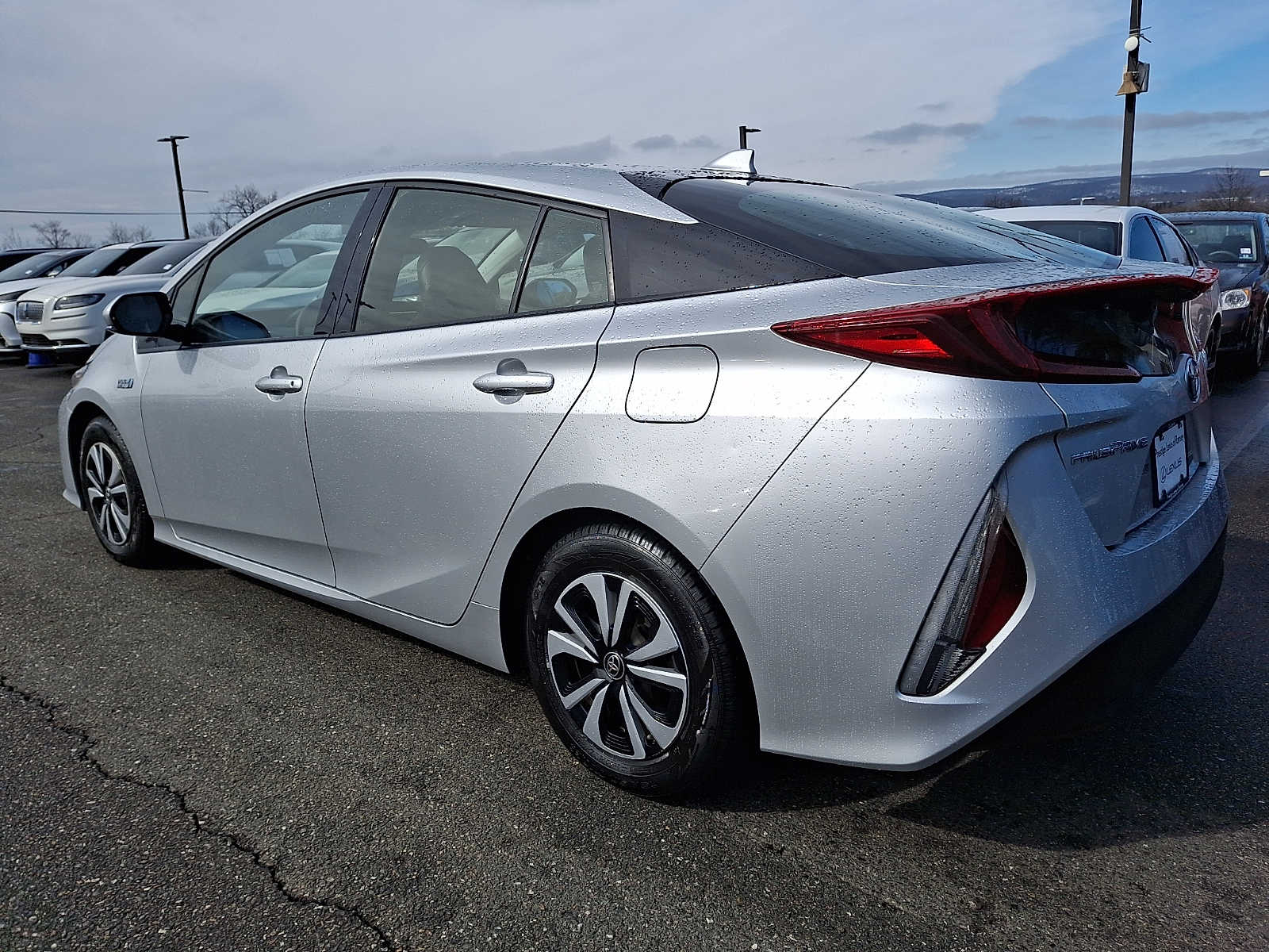 Thumbnail: 2017 Toyota Prius Prime - 6