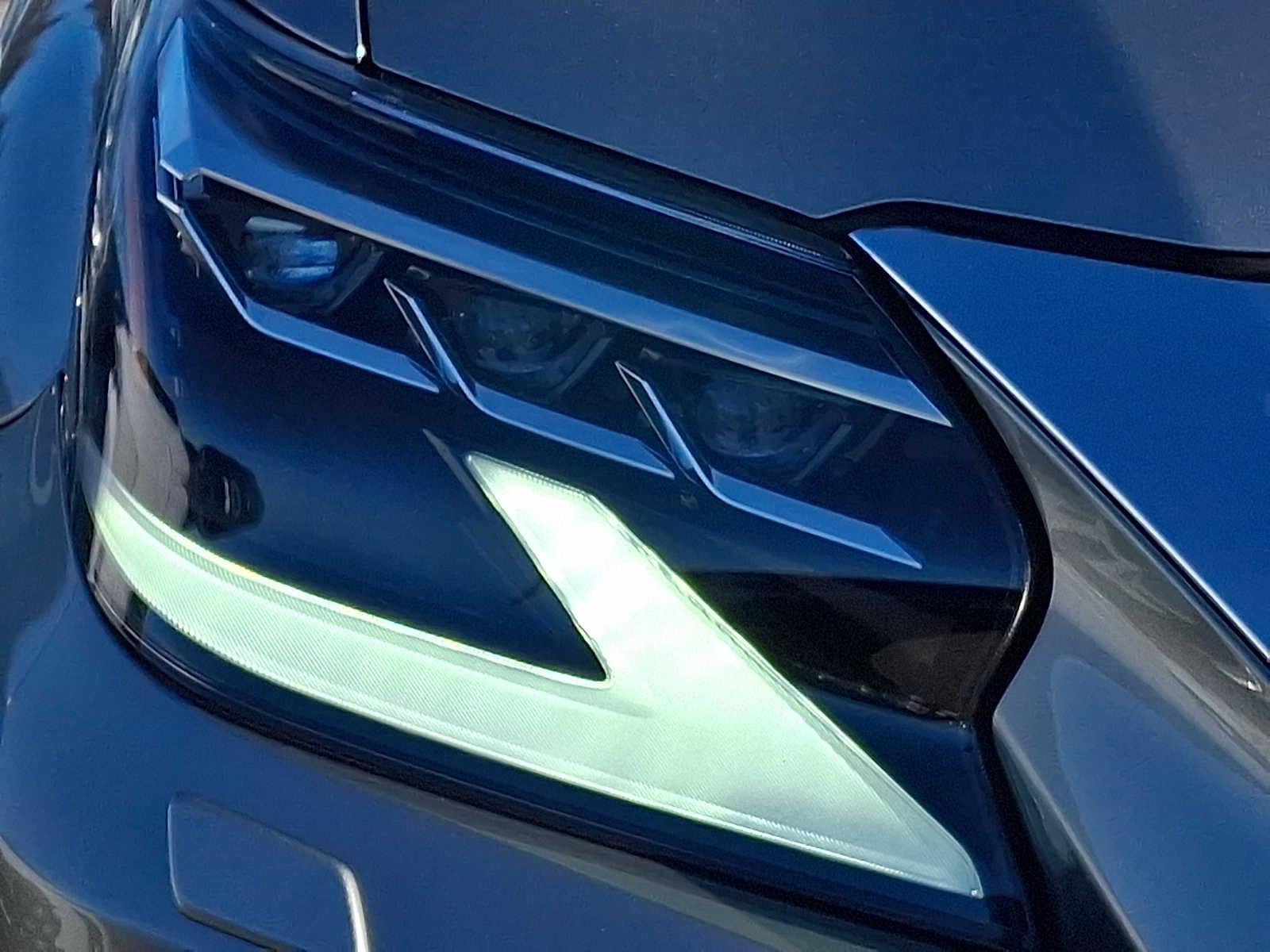 Thumbnail: 2023 Lexus GX - 8