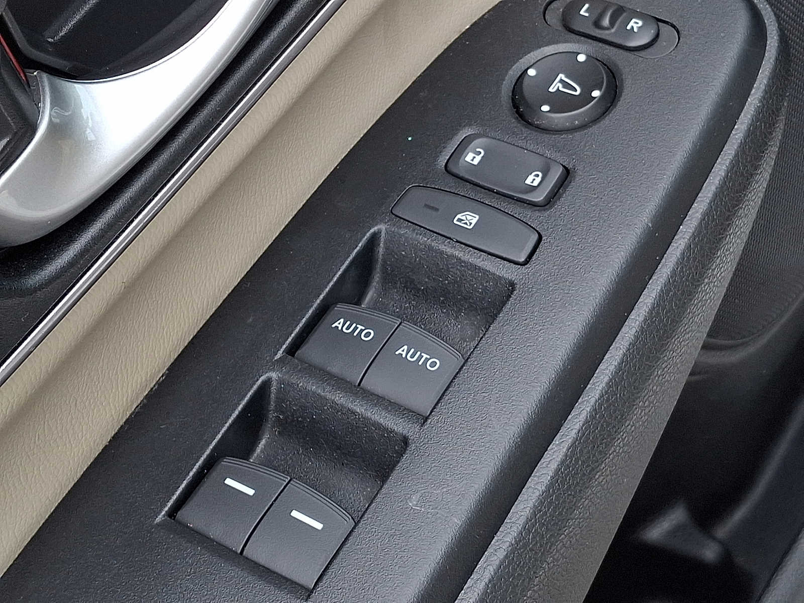 Thumbnail: 2018 Honda CR-V - 20