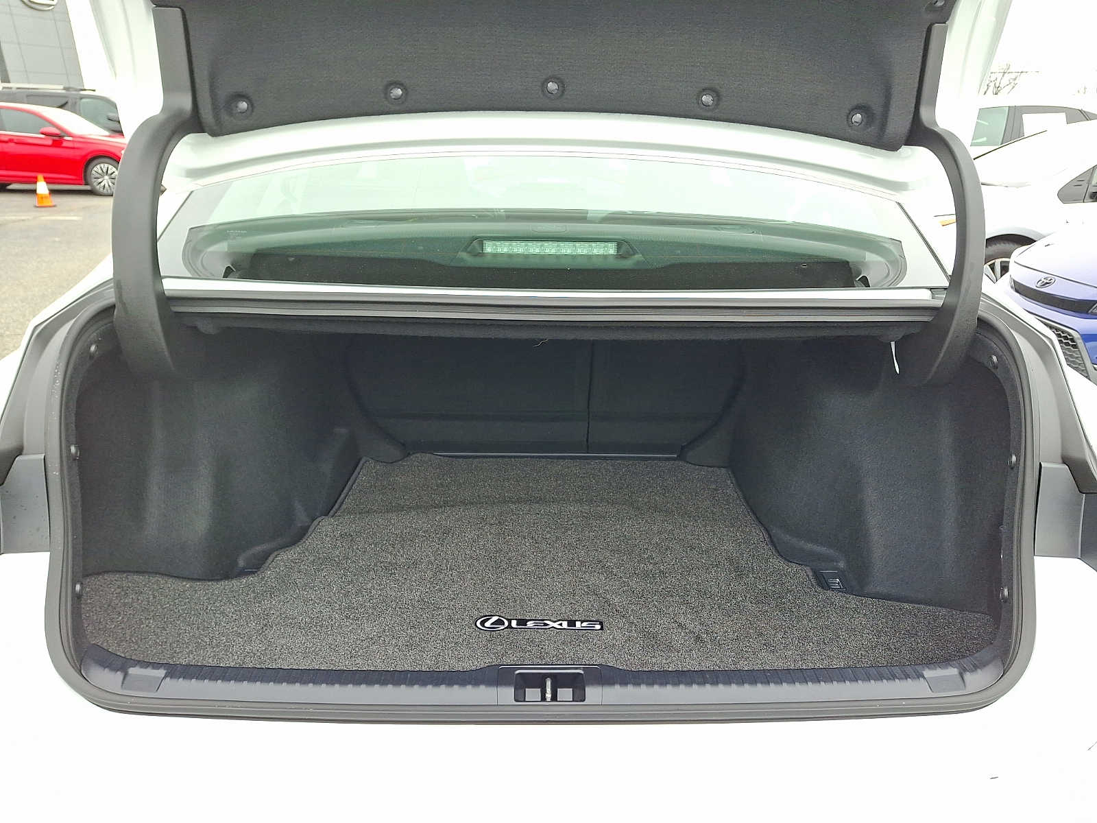 Thumbnail: 2025 Lexus IS - 24