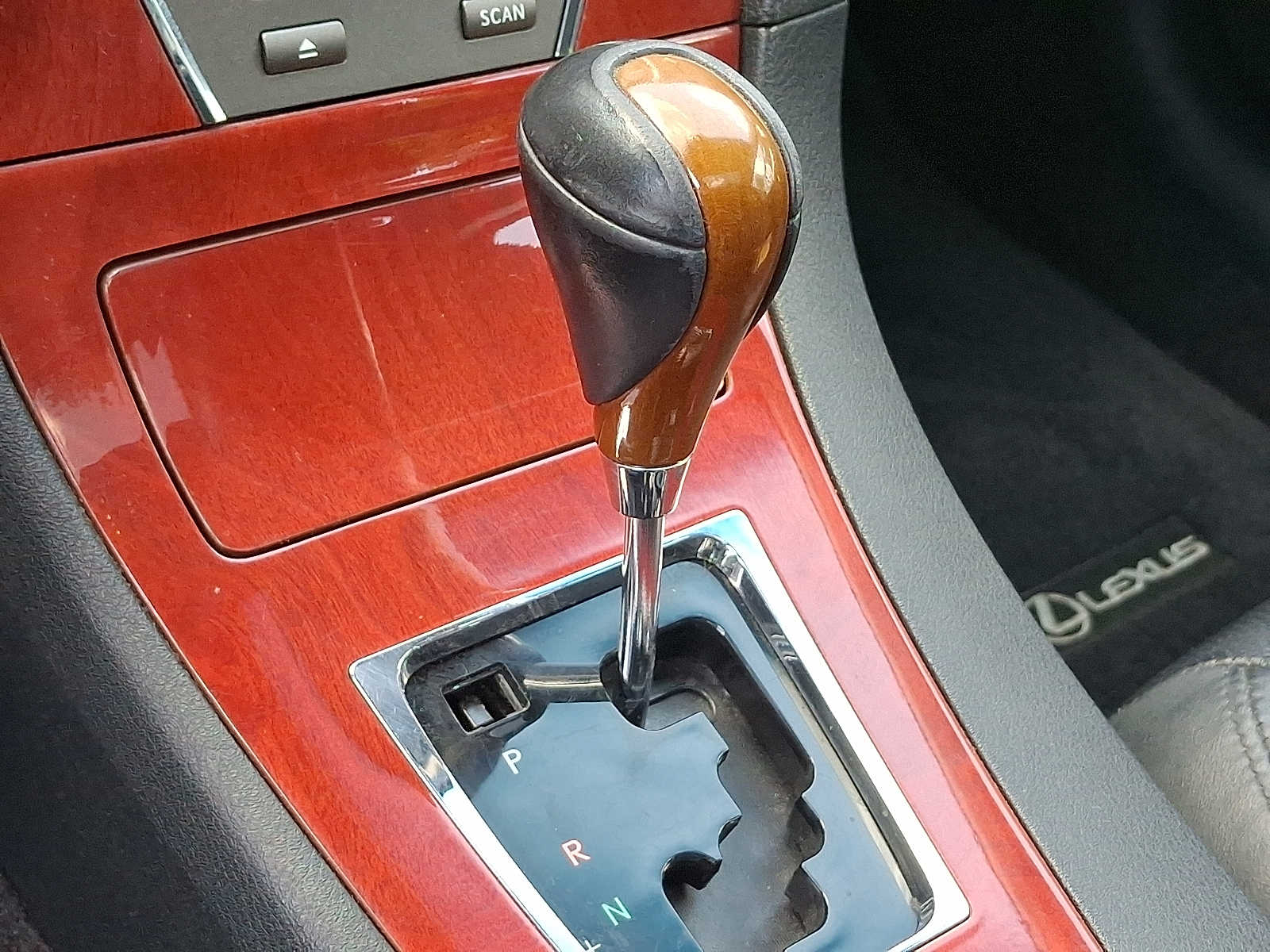 Thumbnail: 2007 Lexus ES - 14