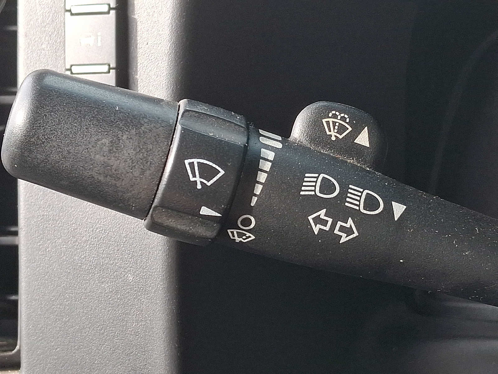 Thumbnail: 2019 GMC Savana - 18