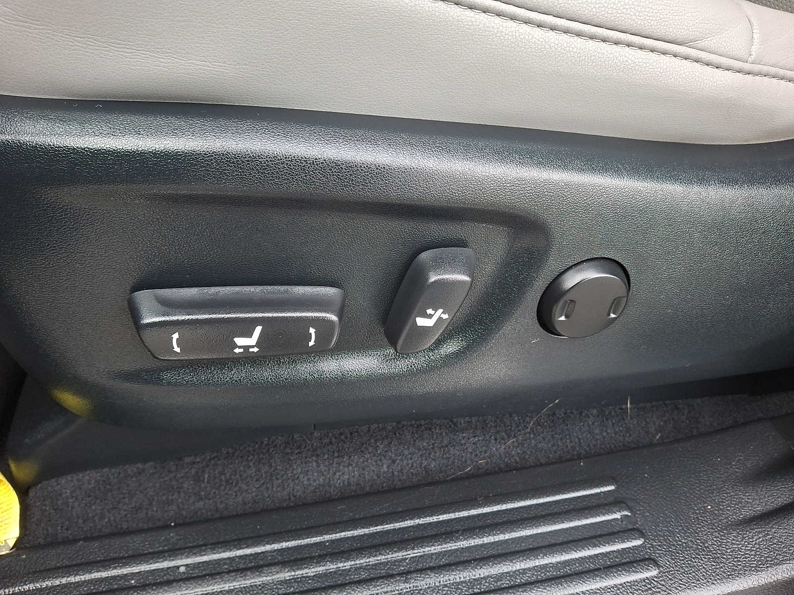 Thumbnail: 2023 Lexus GX - 12