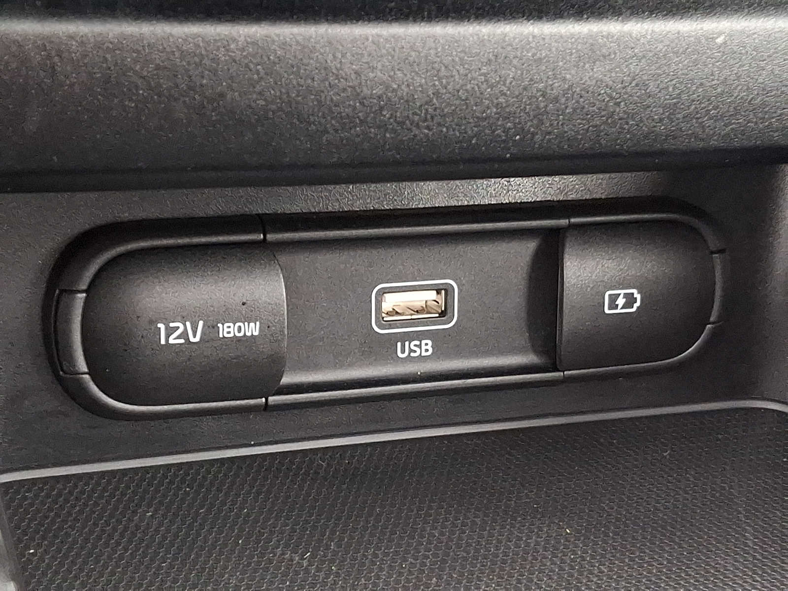 Thumbnail: 2023 Kia Forte - 22