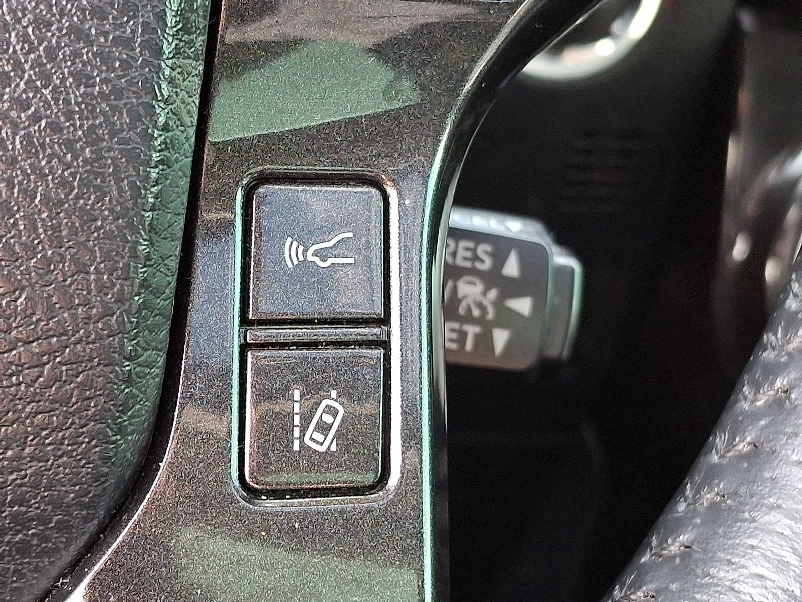 Thumbnail: 2021 Toyota 4Runner - 18