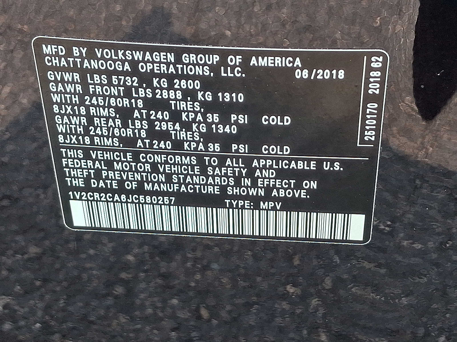 2018 Volkswagen Atlas SE 26